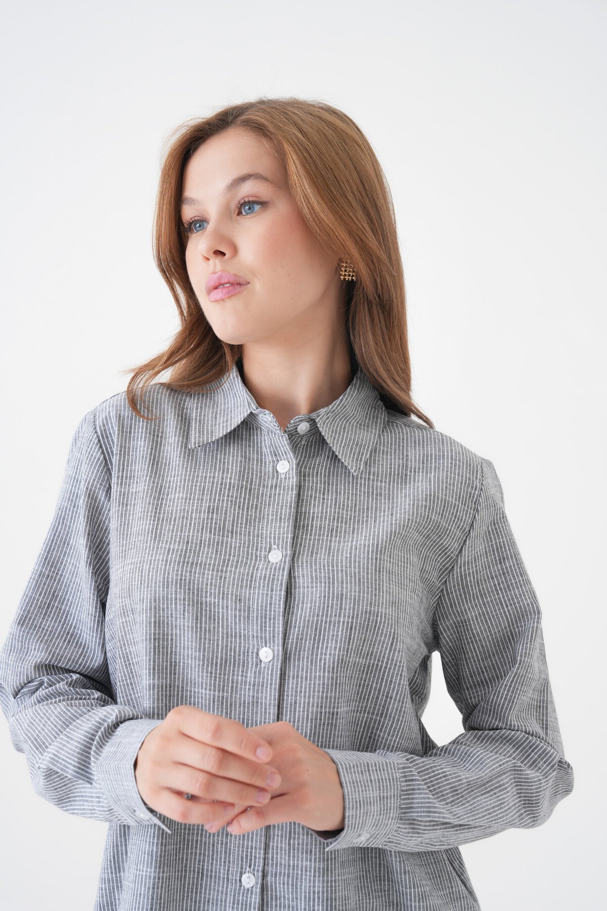 Kadın Gömlek Yaka Düğmeli Uzun Kol Tunik Boy Rahat Çizgili Curve Büyük Beden Tesettüre Uygun Gömlek