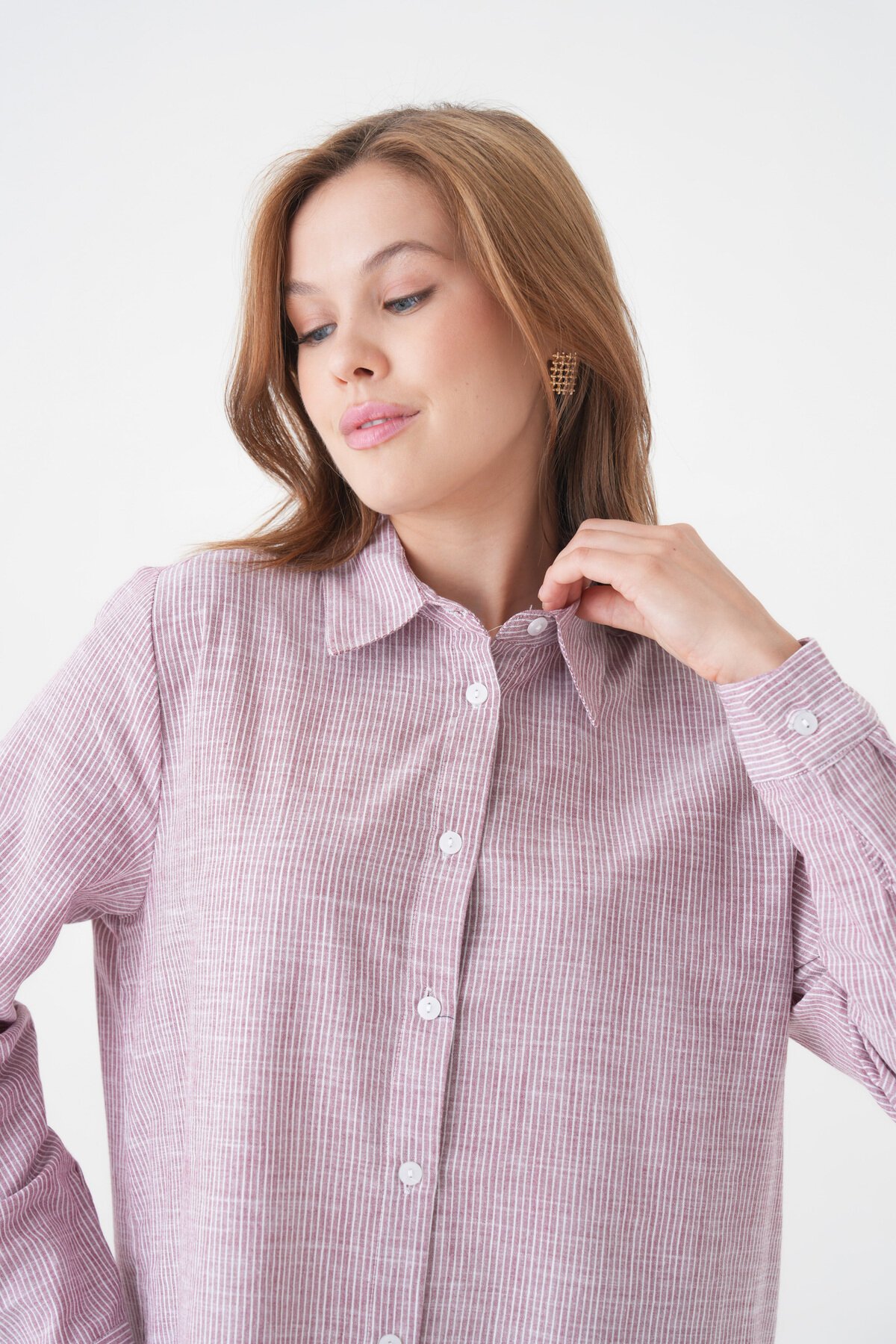 Kadın Gömlek Yaka Düğmeli Uzun Kol Tunik Boy Rahat Çizgili Curve Büyük Beden Tesettüre Uygun Gömlek