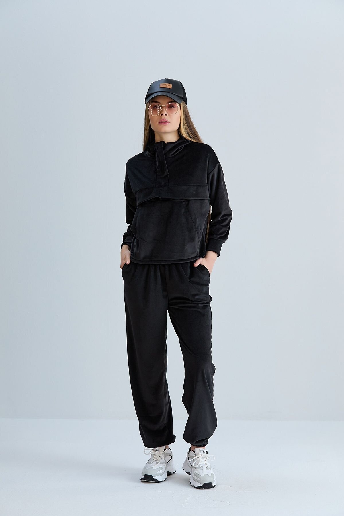 Kadın İthal Kadife Oversize Salaş Kangru Cep Kapşonlu Sweatshirt Lastik Paça Spor Şık Eşofman Takımı