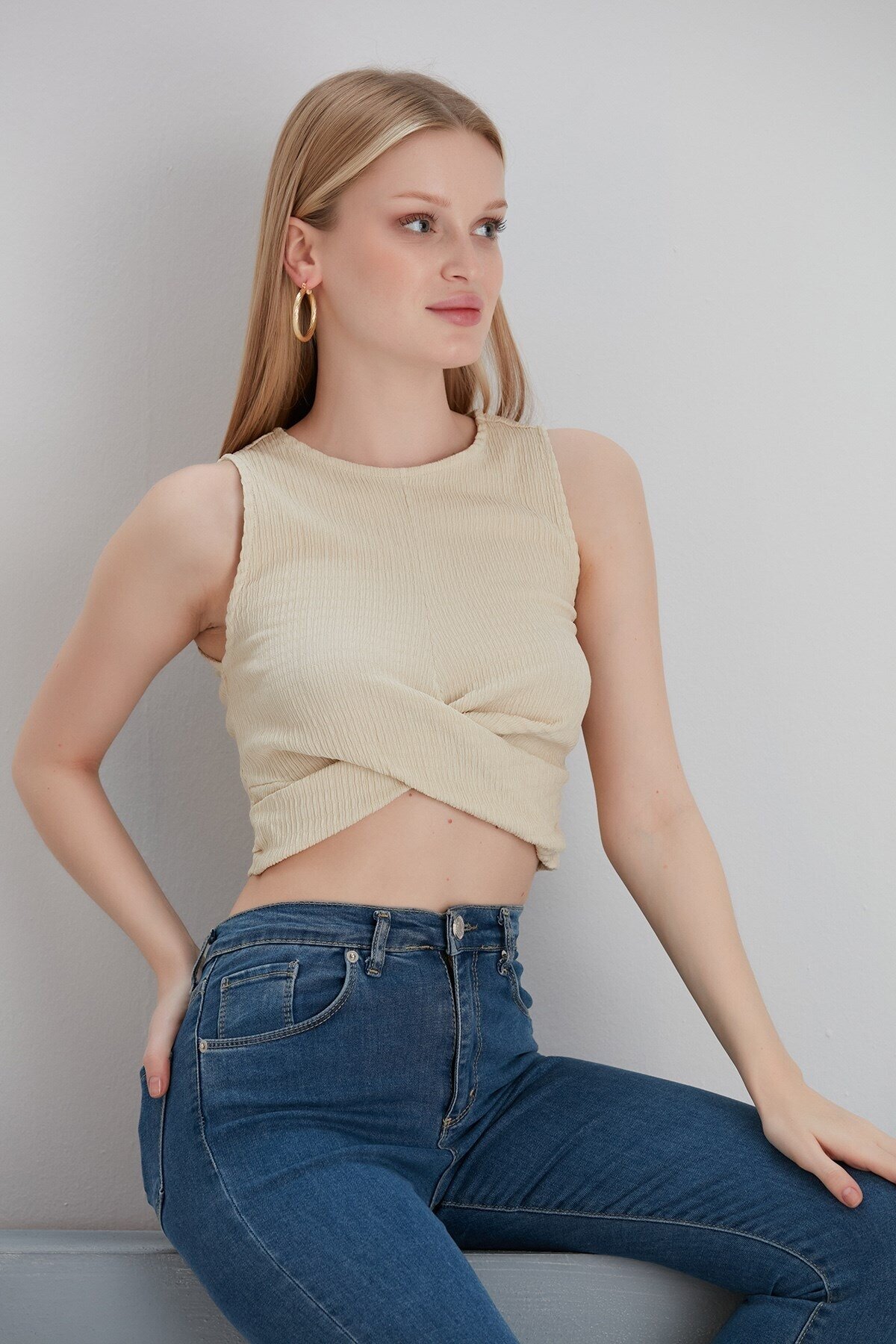 Kadın Önü Düğüm Model Kolsuz Spor Şık Curve Croptop Bluz