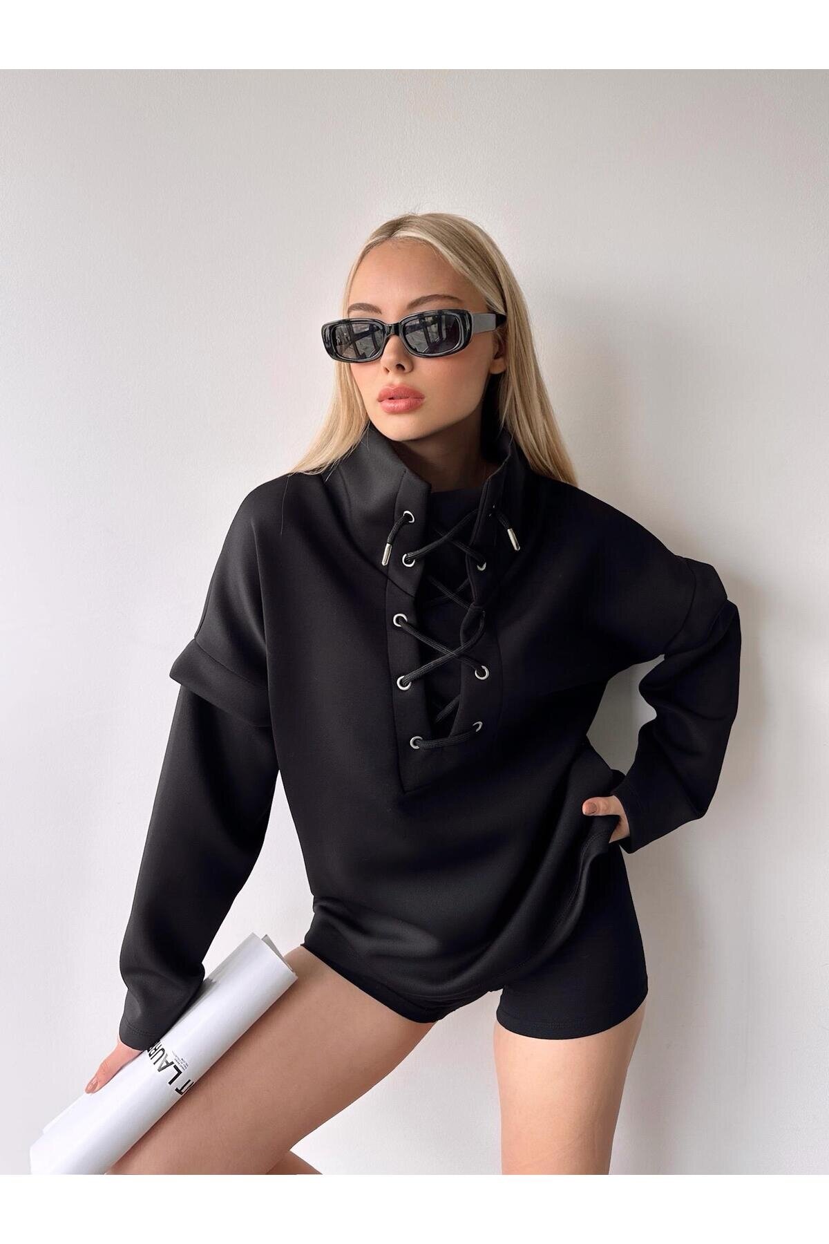 Kadın Yakası Bağcıklı Scuba Siyah Tasarım Sweatshirt