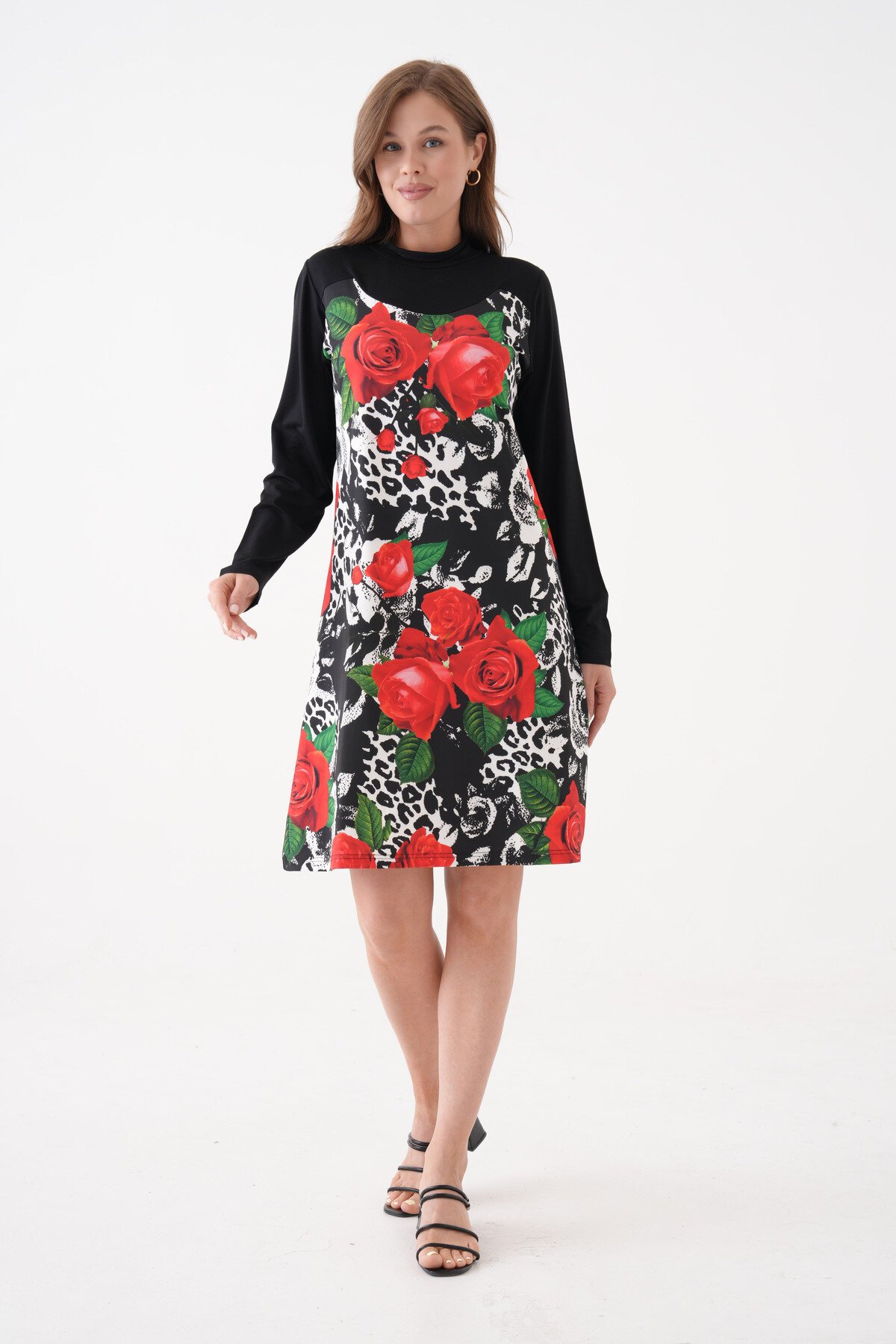 Kadın Yarım Balıkçı Uzun Kol Çiçek Desen Viskon Şık Tesettüre Uygun Tunik Curve Büyük Beden Elbise