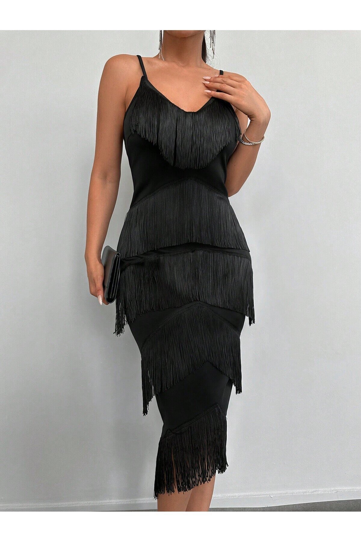 Kadın Askılı Püsküllü Şık Abiye Siyah Gece Elbisesi