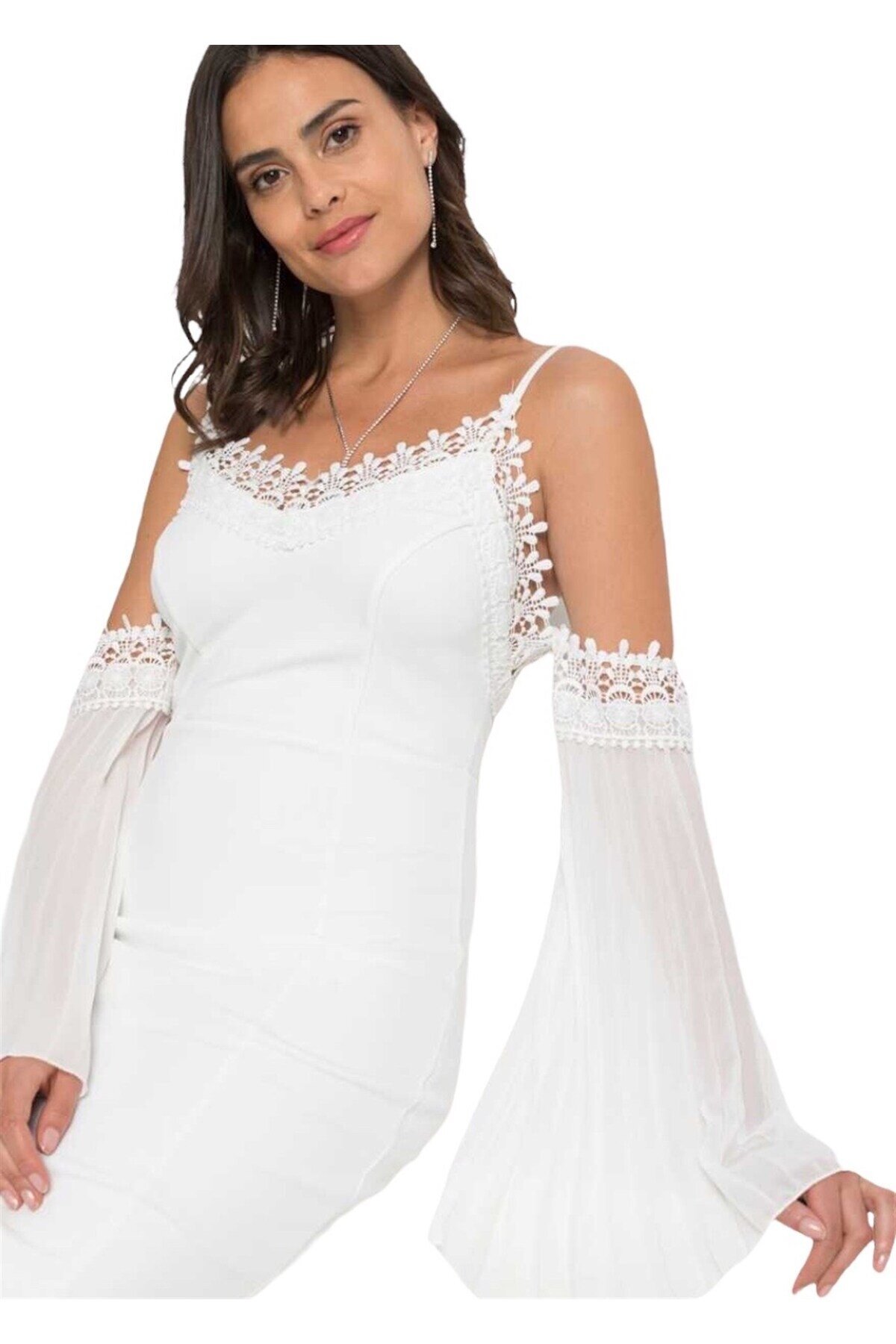 Kadın Askılı Tül Kol Detaylı Omzu Açık Beyaz Şık Abiye Nikah Elbisesi