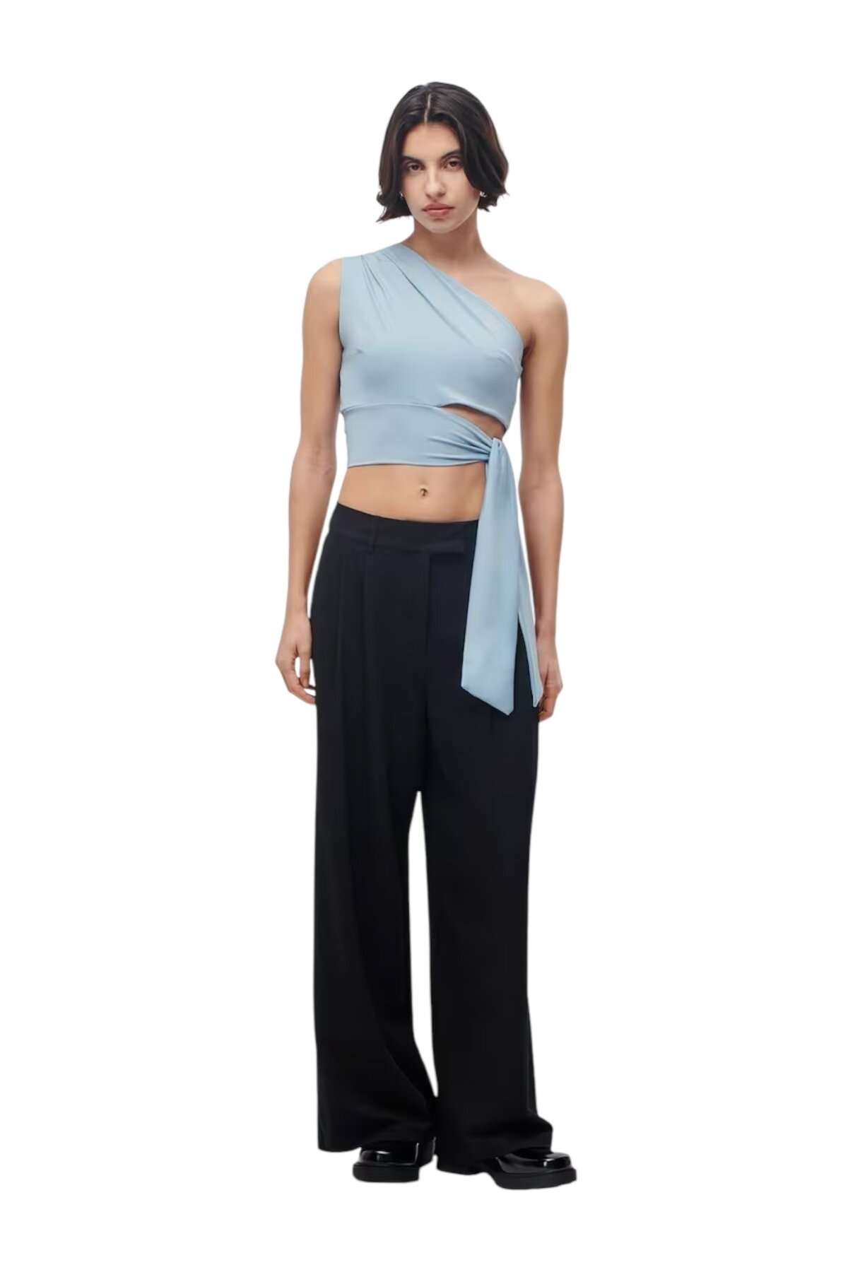 Kadın Belden Bağlama Detay Tek Kol Omzu Açık Spor Şık Rahat Kalıp Croptop Bluz