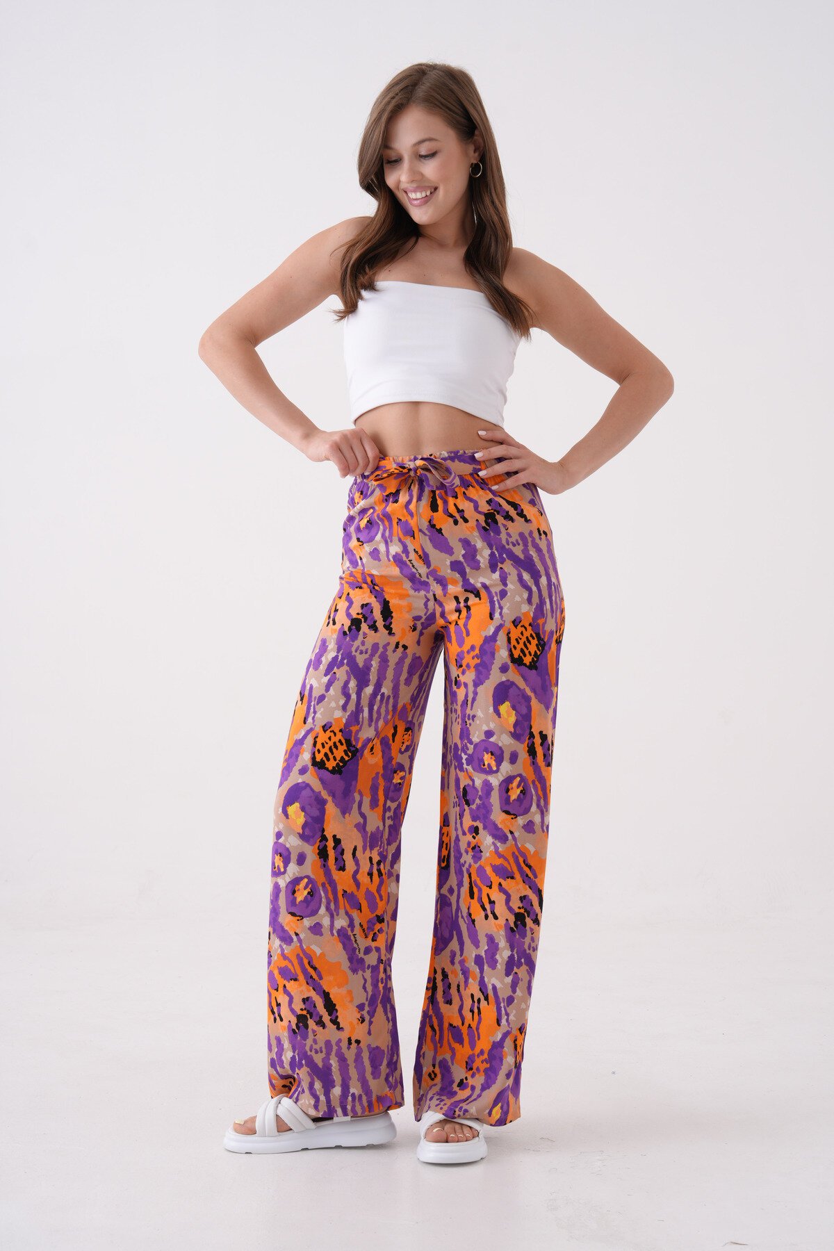 Kadın Beli Lastikli Yüksek Bel Rahat Kalıp Dokuma Viskon Kuşaklı Geniş Paça Curve Pantolon