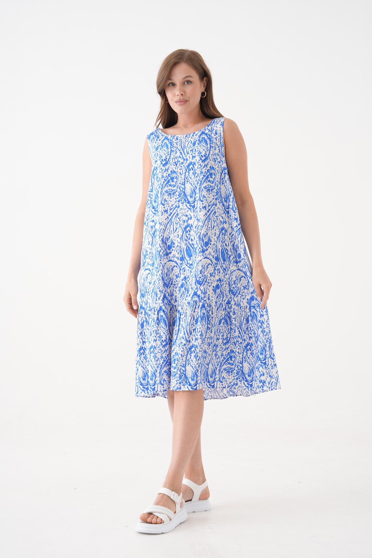 Kadın Bisiklet Yaka Kolsuz Eteği Volanlı Yazlık Desenli Büyük Beden Curve Dokuma Elbise