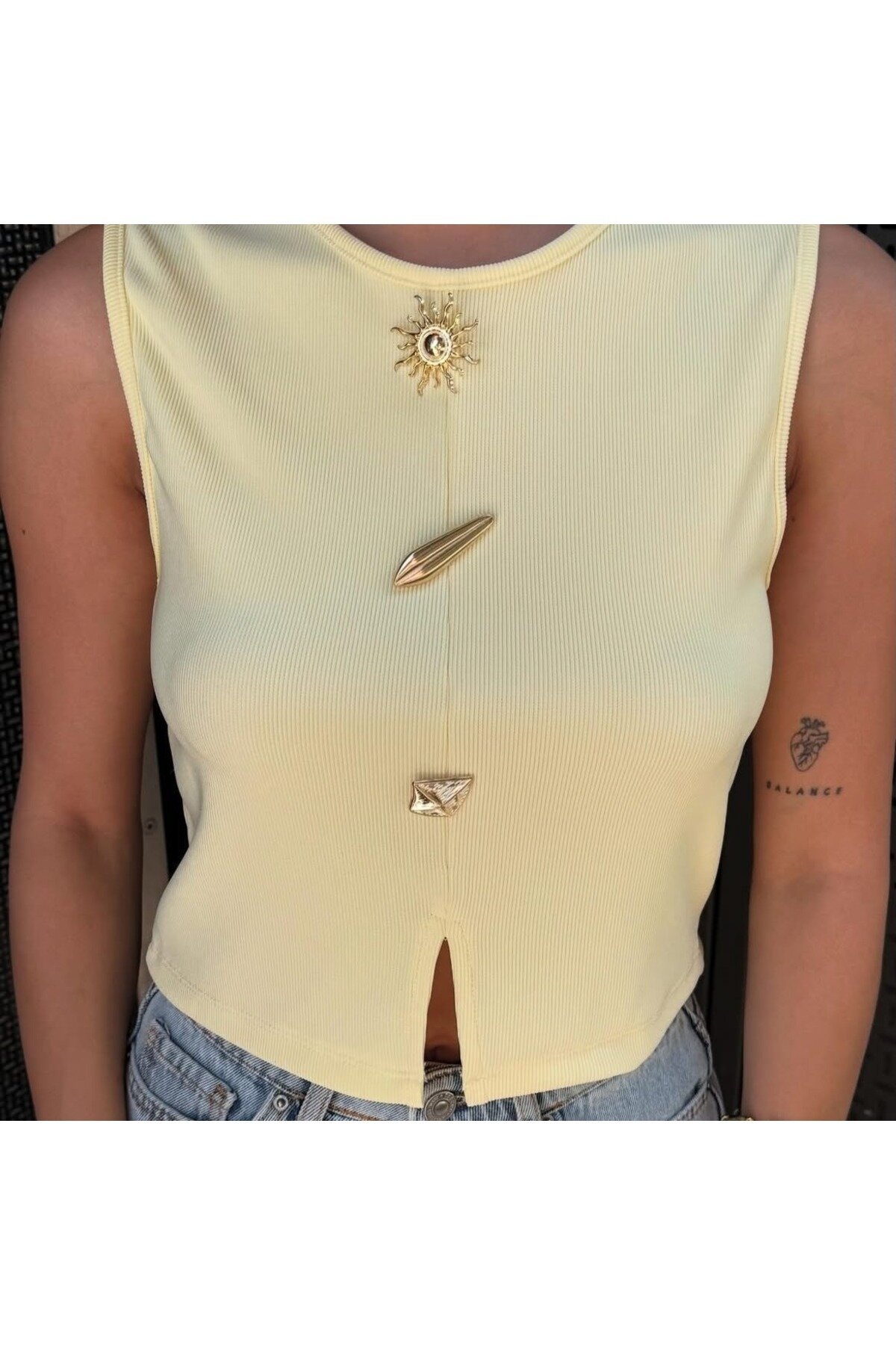 Kadın Bisiklet Yaka Önü Tokalı Kolsuz Spor Şık Crop Boy Bluz