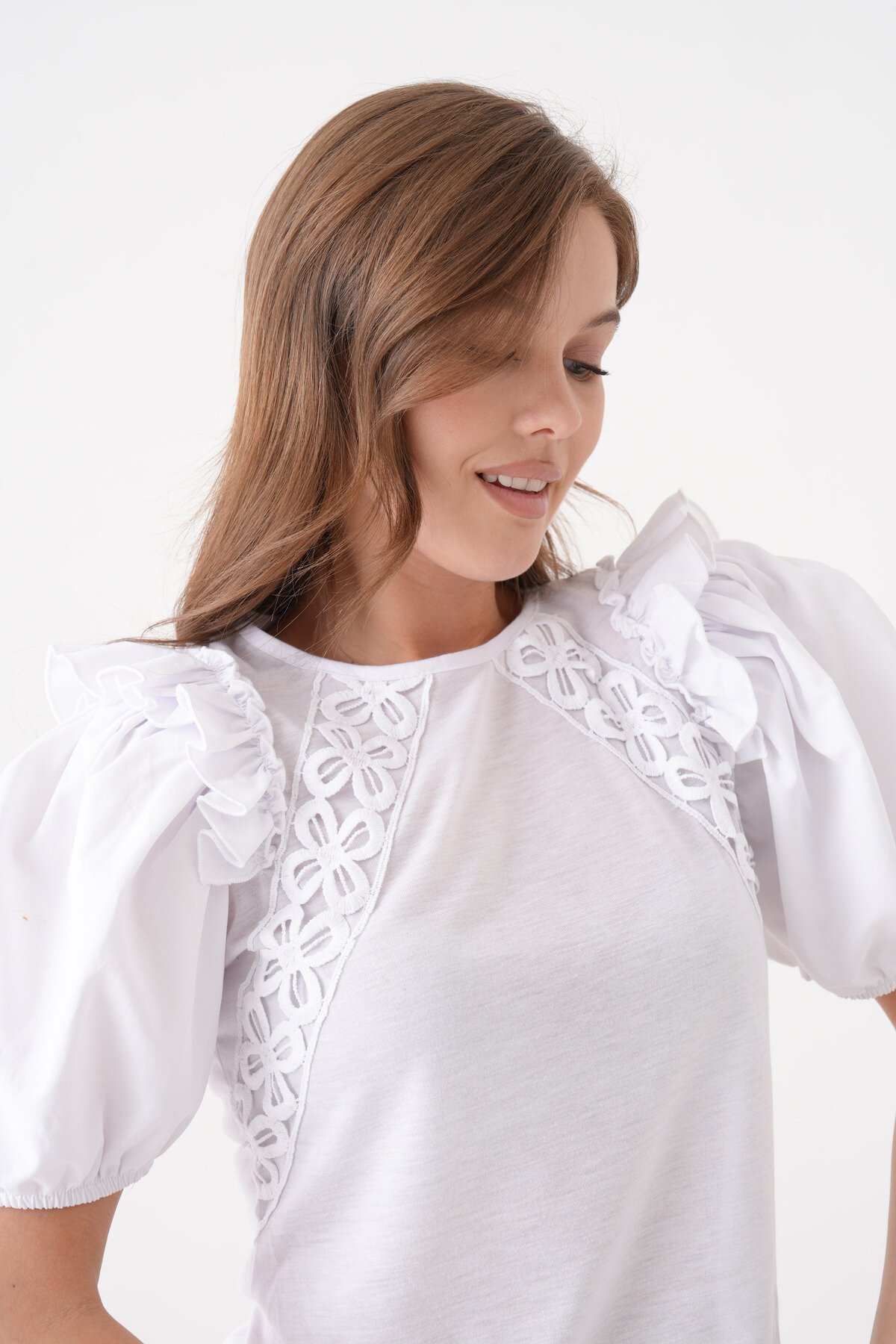 Kadın Bisiklet Yaka Volanlı Karpuz Kol Güpür Detaylı Spor Şık Çiçek Güpürlü Bluz