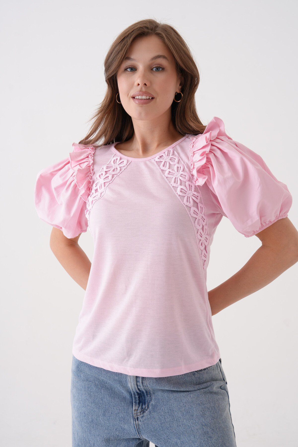 Kadın Bisiklet Yaka Volanlı Karpuz Kol Güpür Detaylı Spor Şık Çiçek Güpürlü Bluz