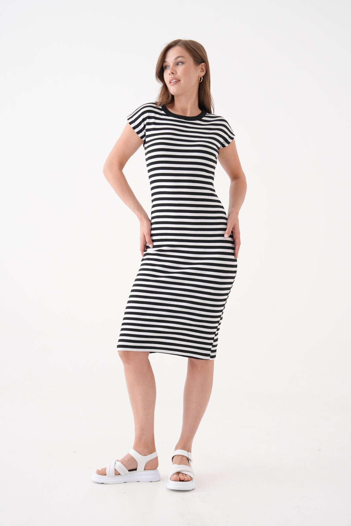 Kadın Çizgili  Spor Şık Siyah Beyaz Casual Midi Boy Elbise