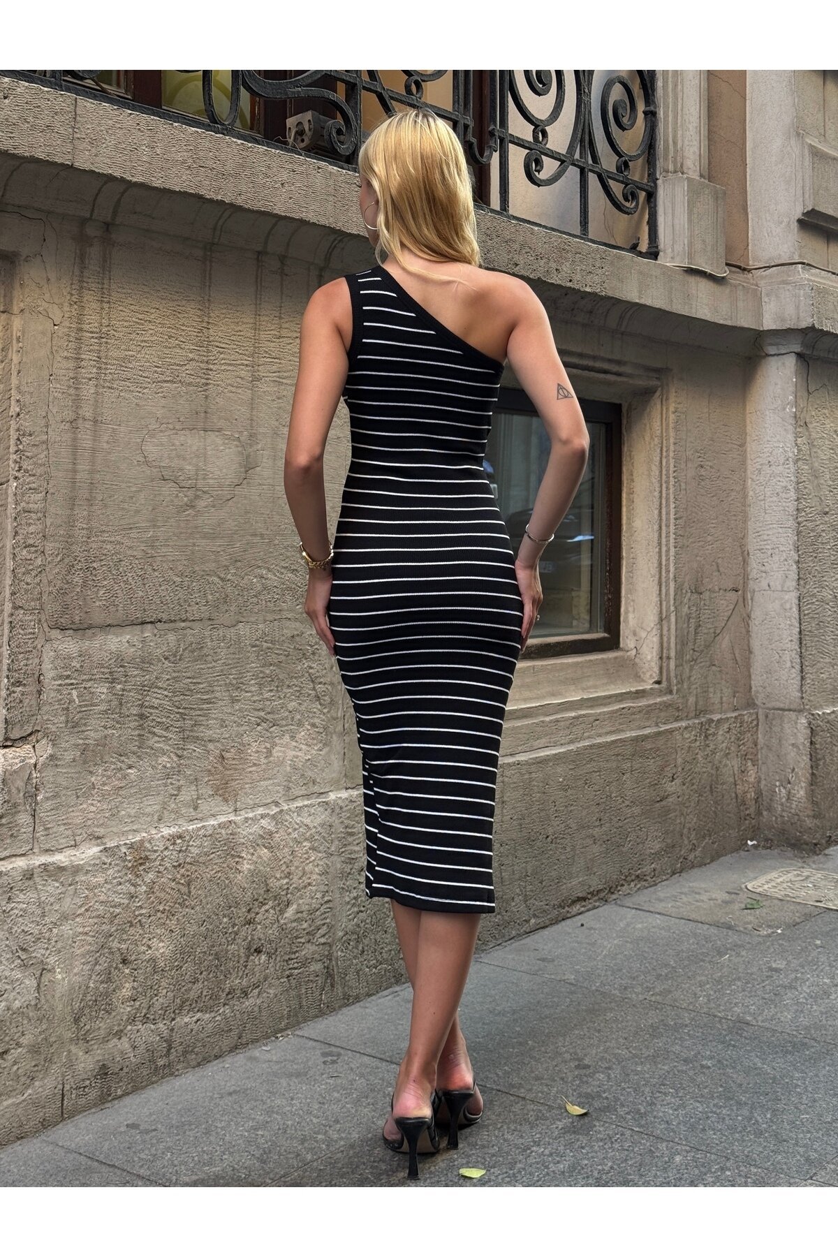 Kadın Fitilli Çizgili Desenli Midi Boy Yazlık Pamuk Şık Casual Tek Omuz Elbise