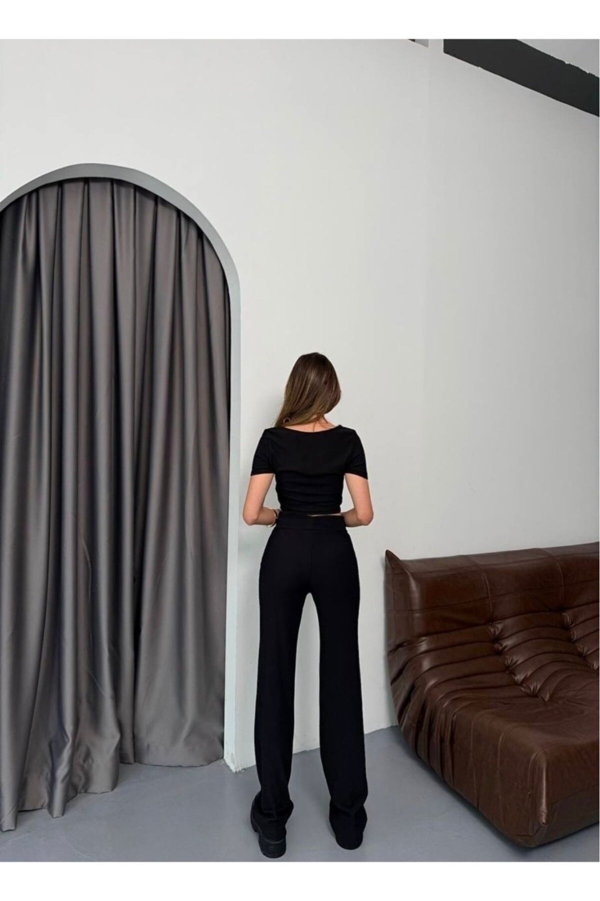 Kadın Gold V Yaka Ve Yüksek Bel Aksesuarlı Ottoman Kumaş İkili Spor Şık Takım