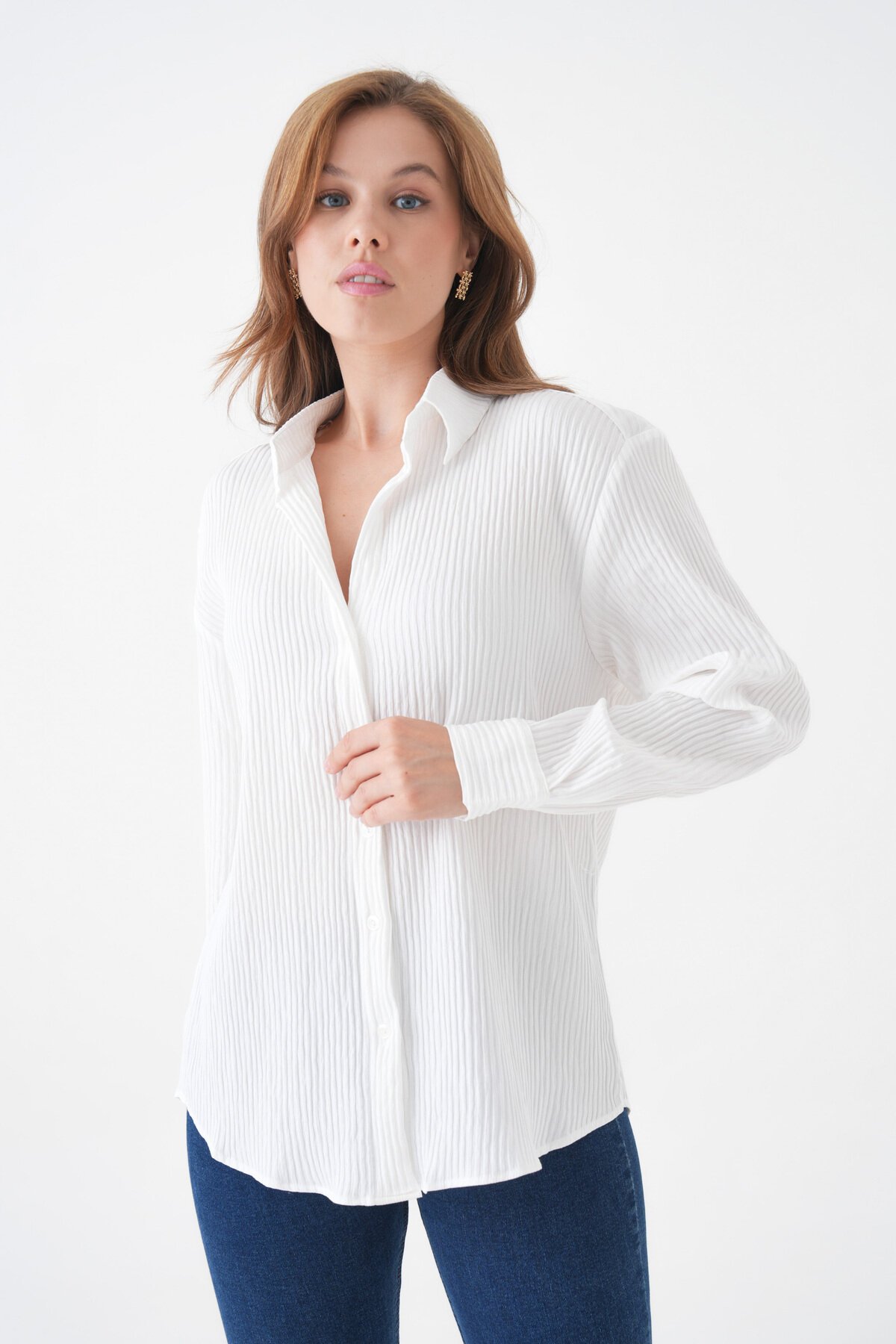 Kadın Gömlek Yaka Önü Düğmeli Düz Uzun Kol Rahat Kalıp Curve Büyük Bedeb Yazlık Gömlek