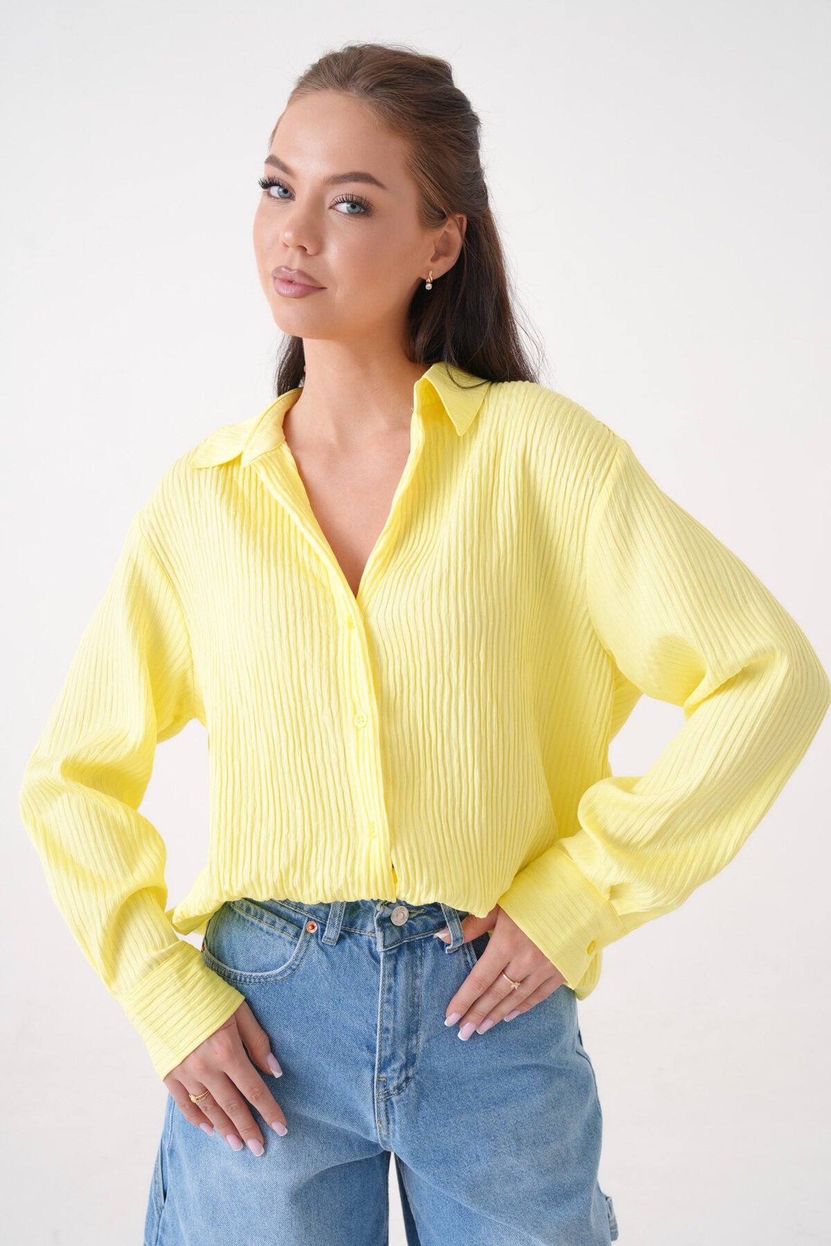 Kadın Gömlek Yaka Önü Düğmeli Düz Uzun Kol Rahat Kalıp Curve Büyük Bedeb Yazlık Gömlek