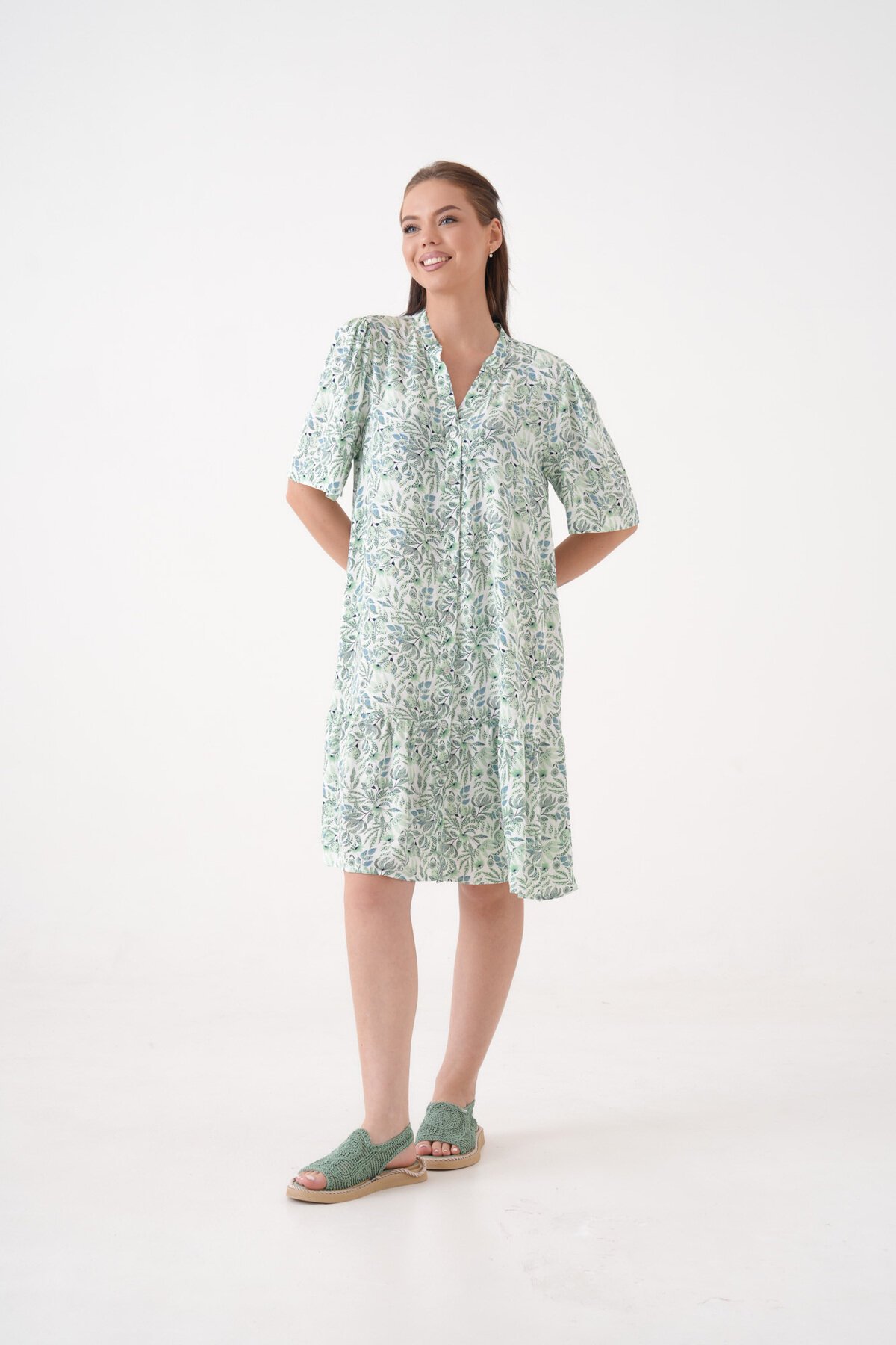 Kadın Hakim Yaka Yarım Kol Eteği Pileli Yazlık Önüi Düğmeli Gömlek Curve Elbise