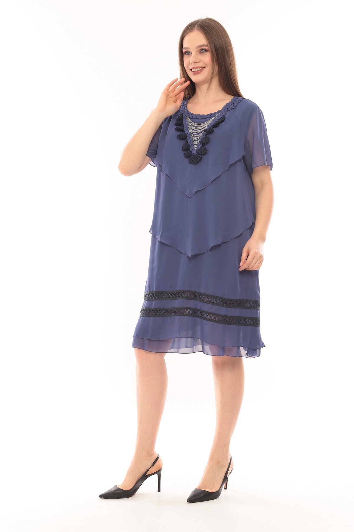 Kadın İthal Büyük Beden Püskül Zincir Detaylı Şifon Yarım Kol Astarlı Büyük Beden Elbise