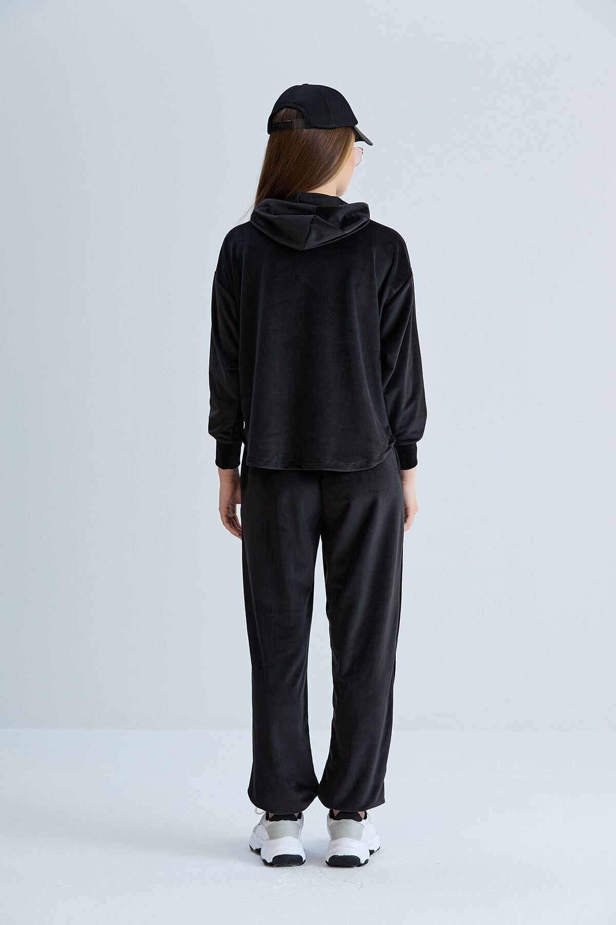 Kadın İthal Kadife Oversize Salaş Kangru Cep Kapşonlu Sweatshirt Lastik Paça Spor Şık Eşofman Takımı