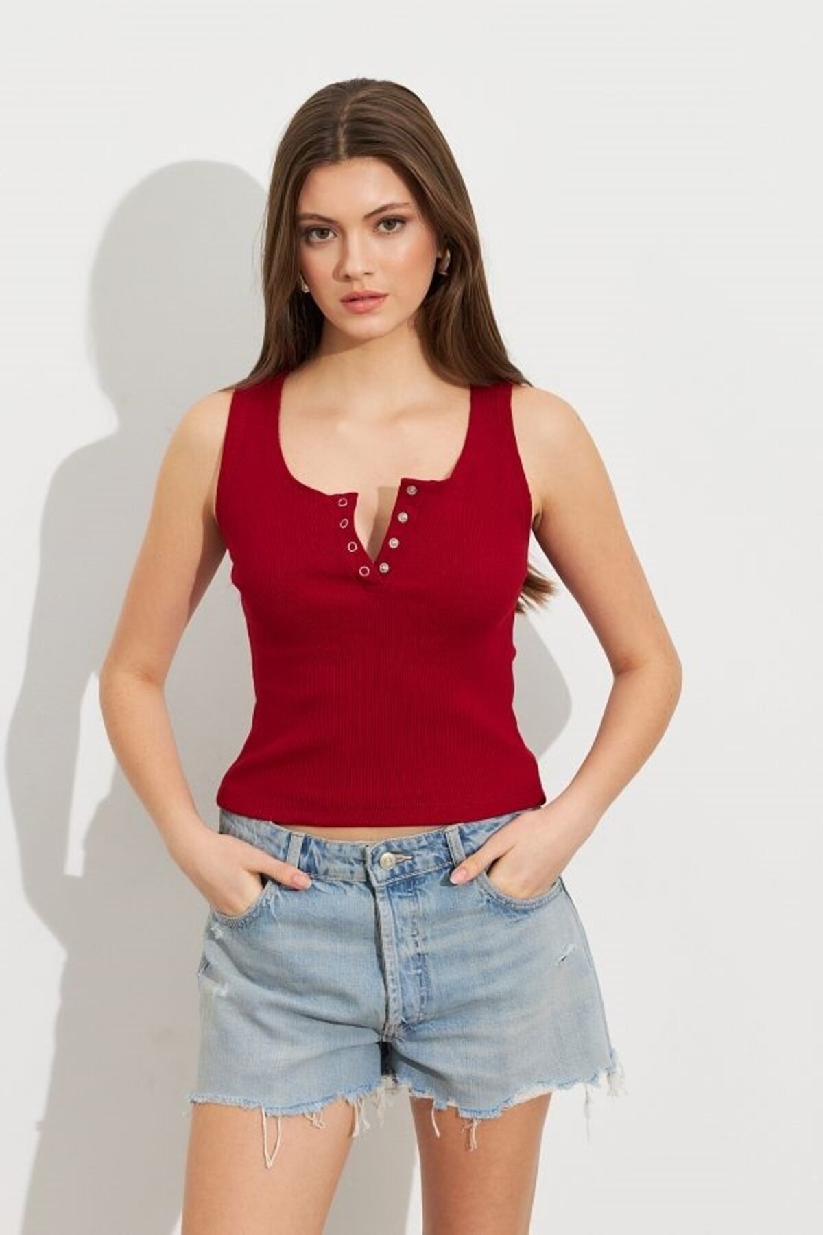 Kadın Kare Yaka Kalın Askılı Önden Çıtçıtlı Yazlık Crop Top Şık Bluz