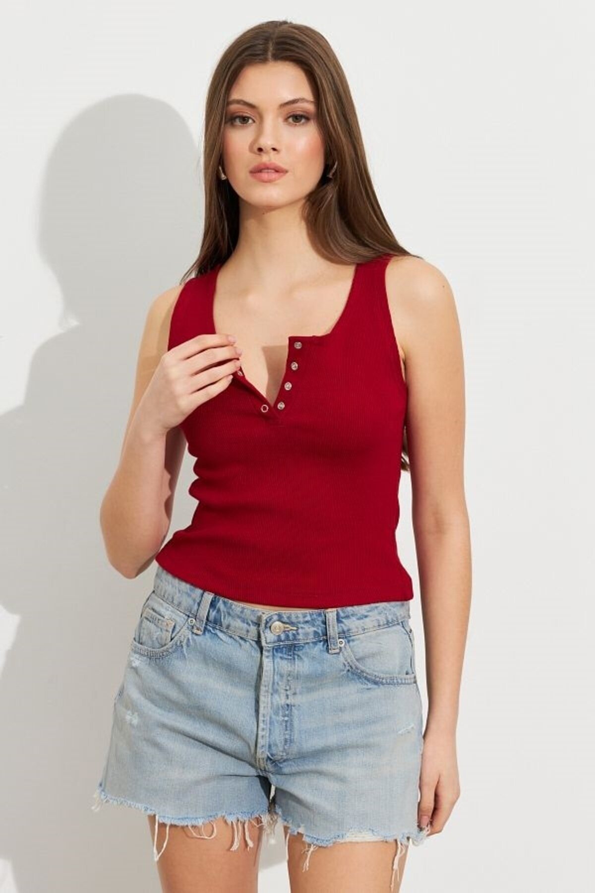 Kadın Kare Yaka Kalın Askılı Önden Çıtçıtlı Yazlık Crop Top Şık Bluz