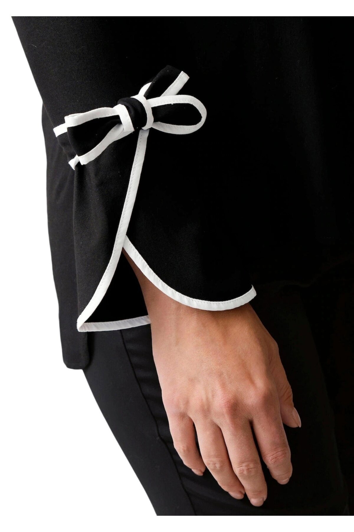 Kadın Kol Bağlamalı Beyaz Biyeli Spor Şık Curve Büyük Beden Viskon Tasarım Bluz