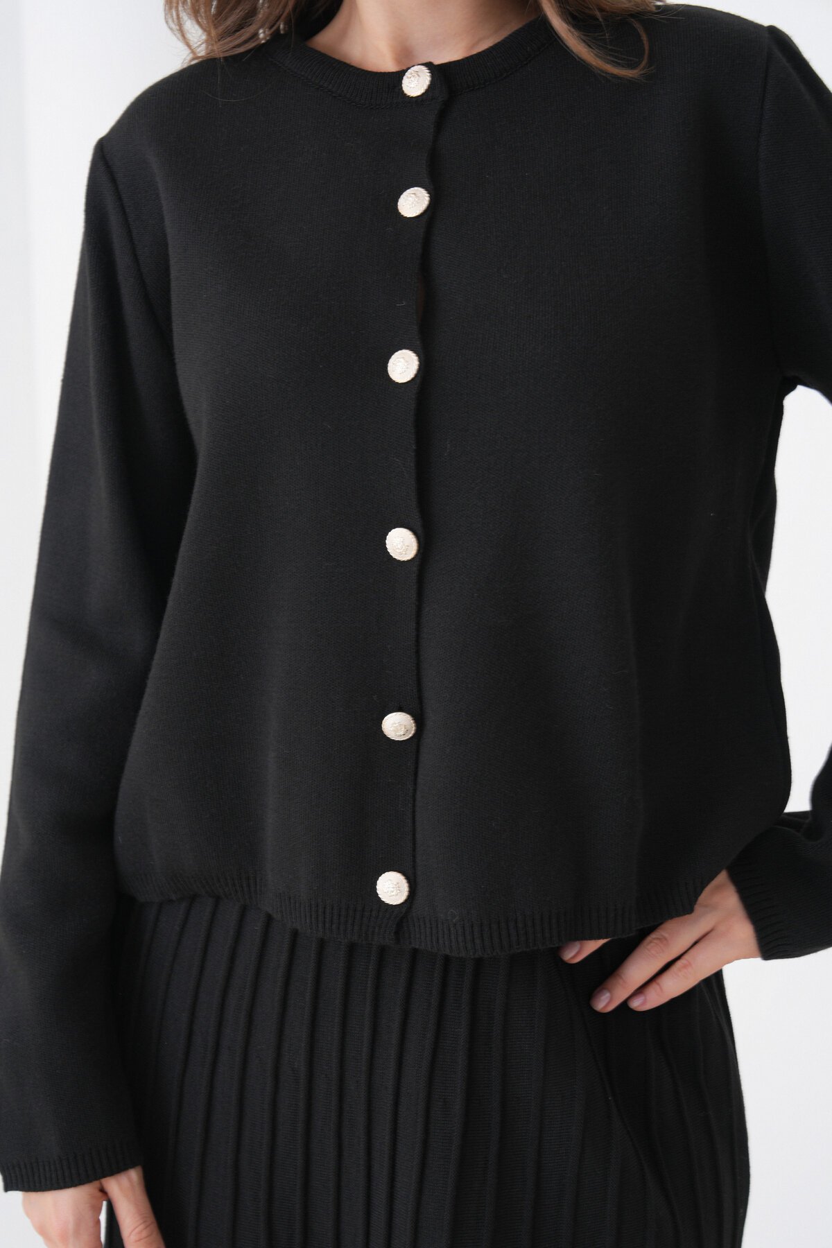 Kadın Pileli Etek Kazağı Düğmeli Tesettüre Uygun Örgü Triko Etekli Ceket Takım