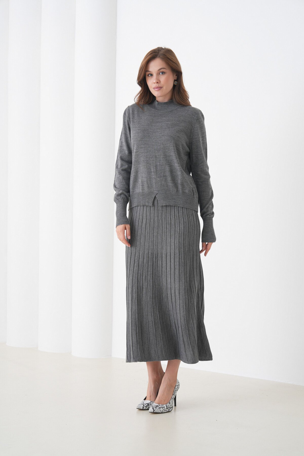 Kadın Pileli Etek Kazağı V Tasarım Tesettüre Uygun Örgü Triko Etek Kazak Takım