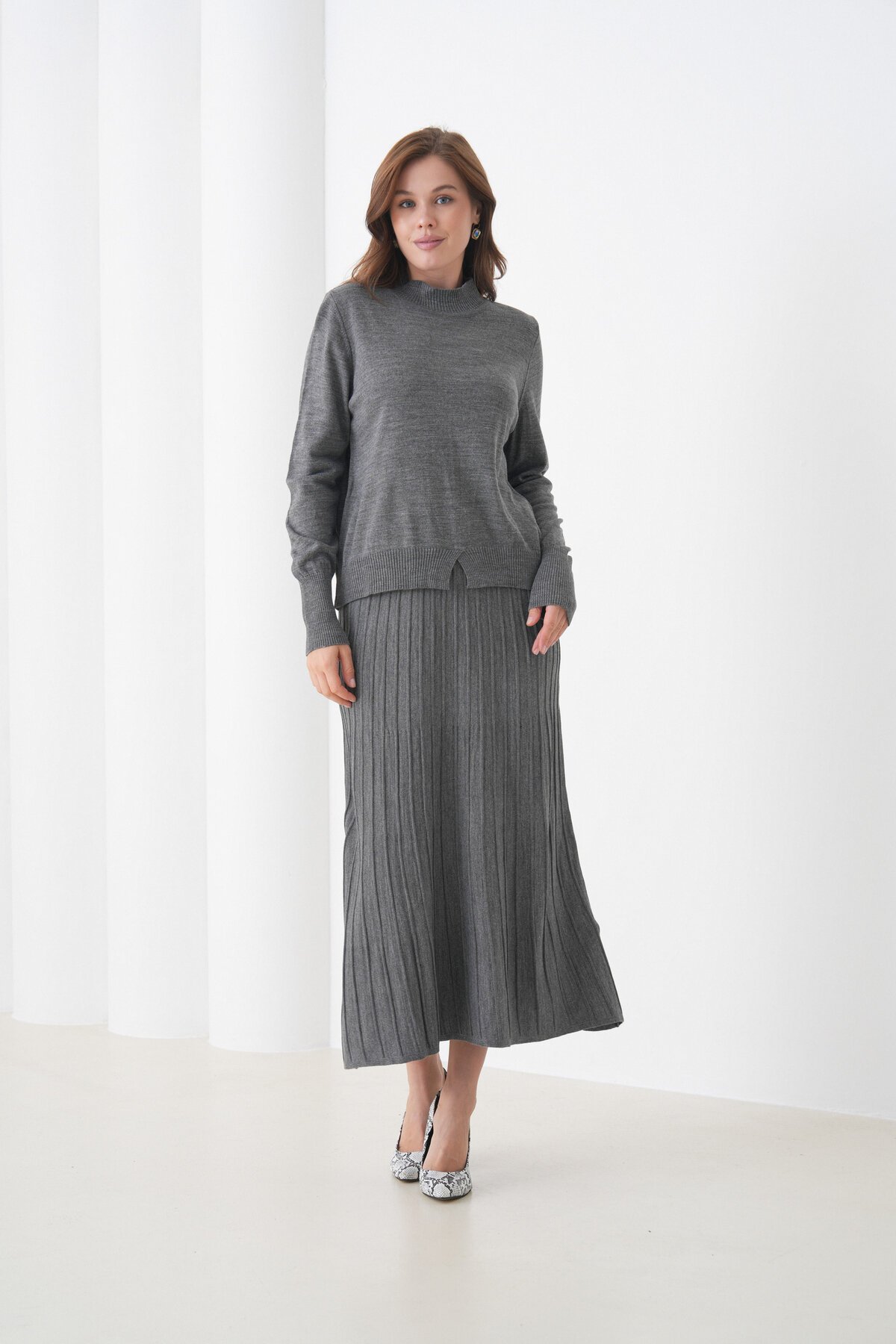 Kadın Pileli Etek Kazağı V Tasarım Tesettüre Uygun Örgü Triko Etek Kazak Takım