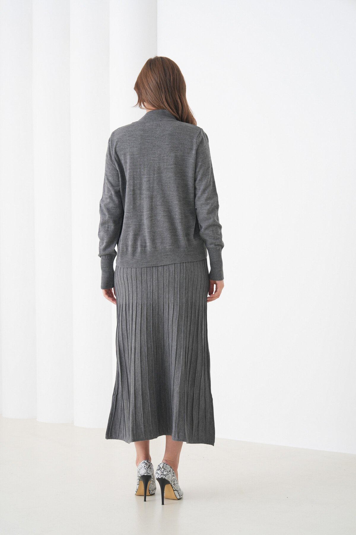 Kadın Pileli Etek Kazağı V Tasarım Tesettüre Uygun Örgü Triko Etek Kazak Takım