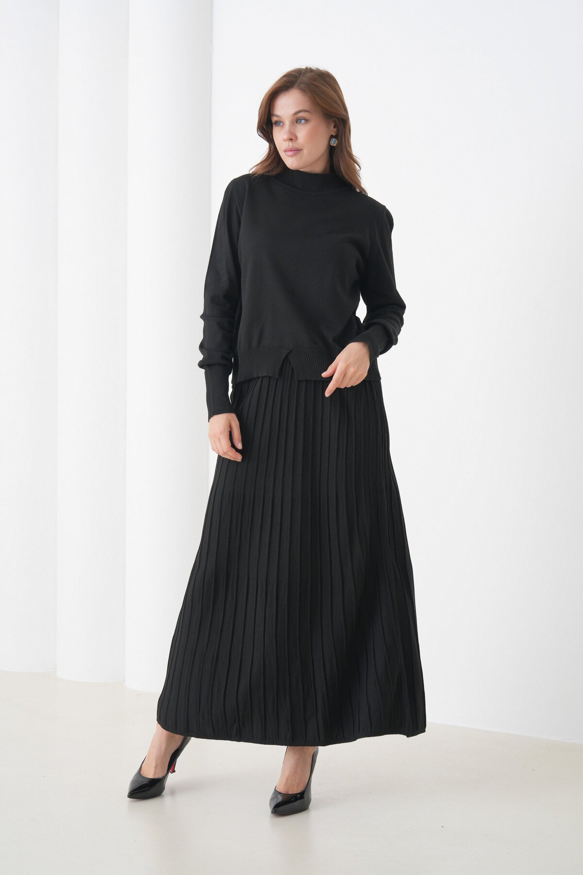 Kadın Pileli Etek Kazağı V Tasarım Tesettüre Uygun Örgü Triko Etek Kazak Takım