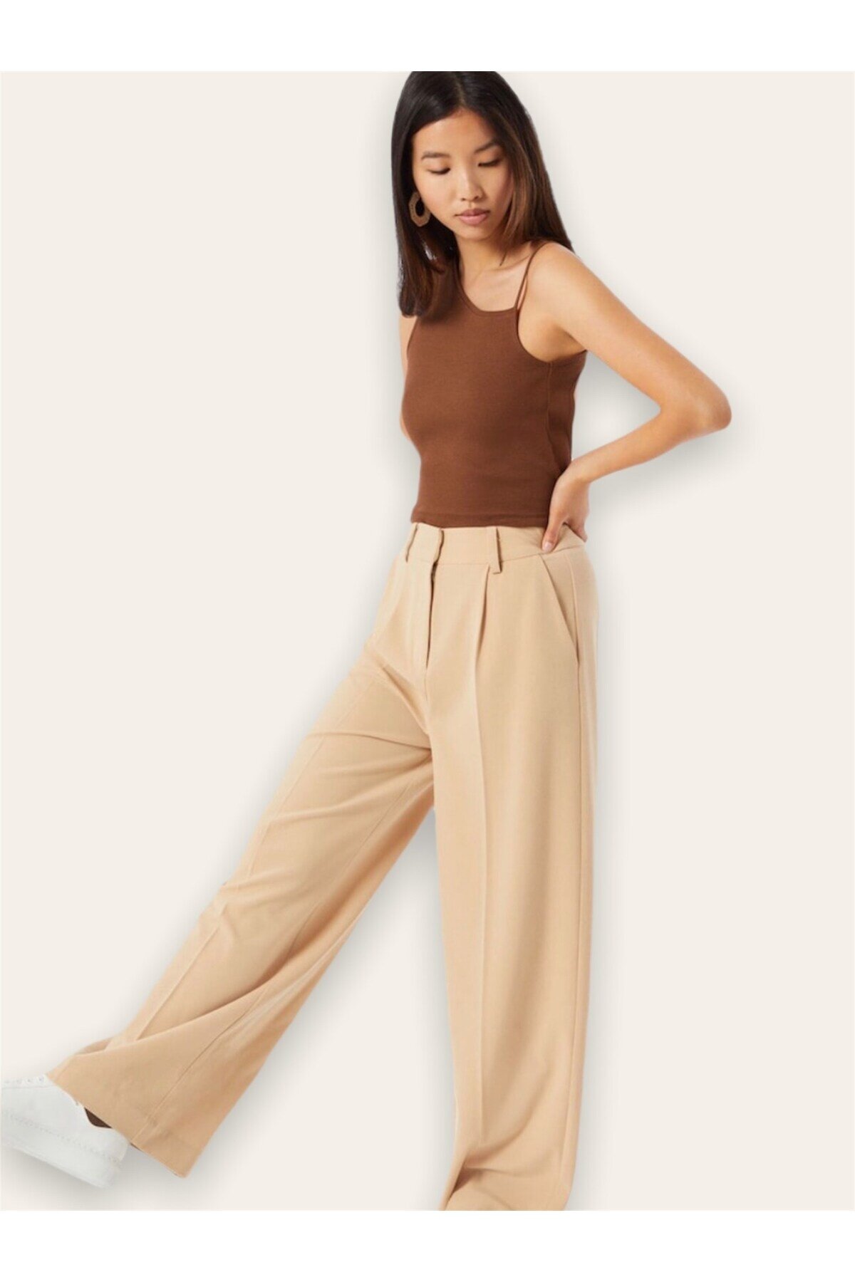 Kadın Sırtı Açık Bağlamalı Kahverengi Croptop
