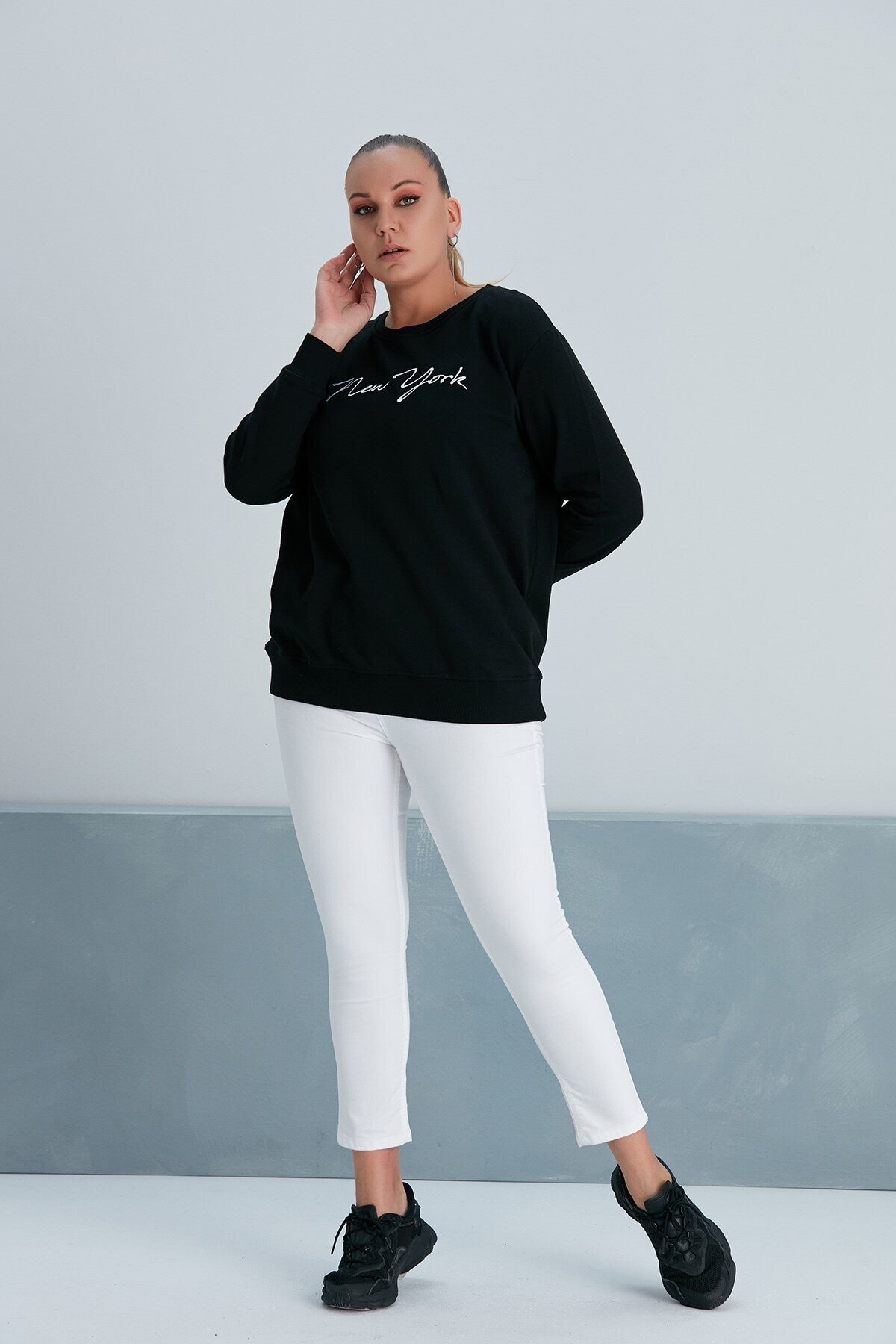 Kadın Siyah New York Yazılı Büyük Beden Sweatshirt