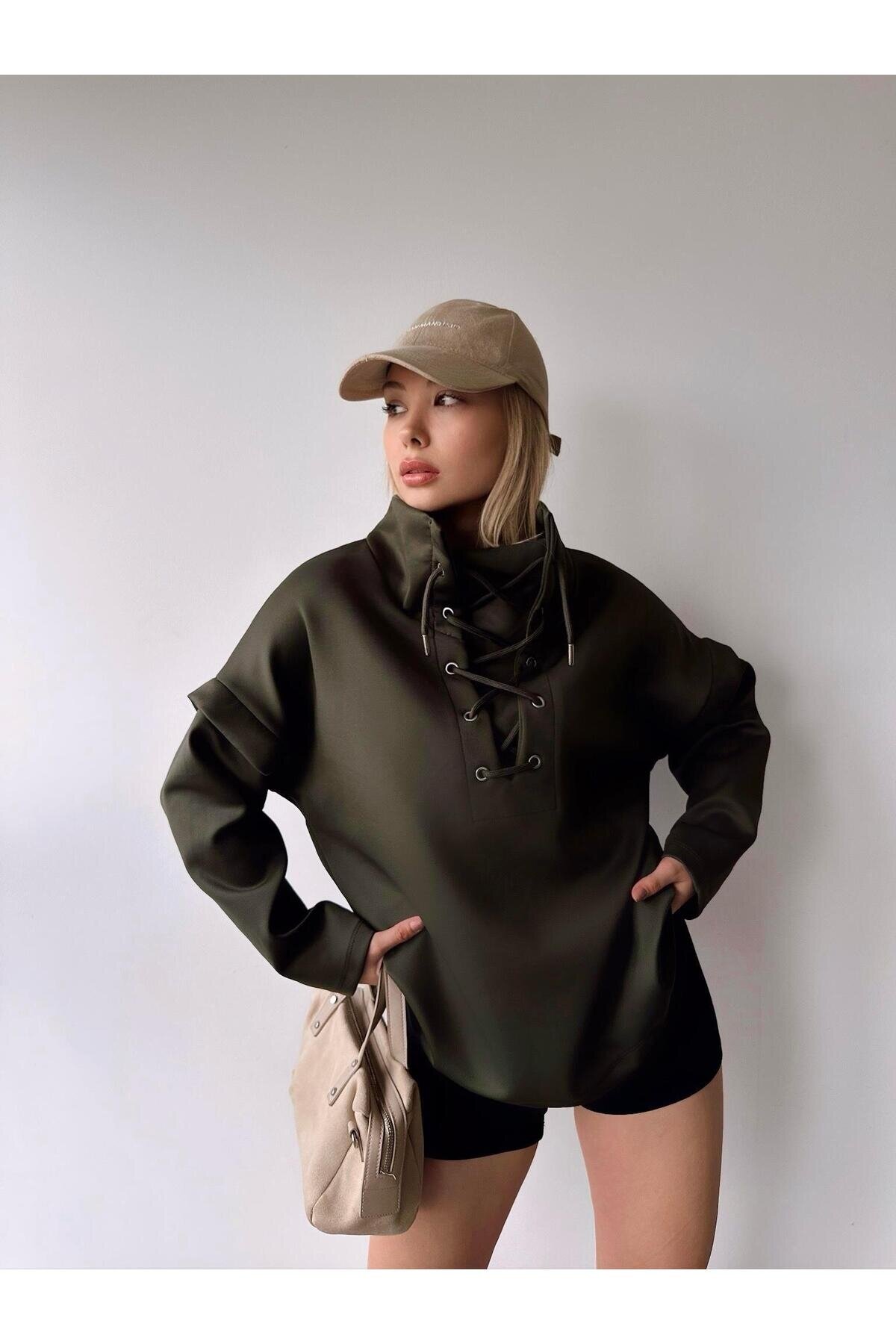 Kadın Tasarım Bağcıklı Yaka Super Şık Trend Scuba Sweatshirt