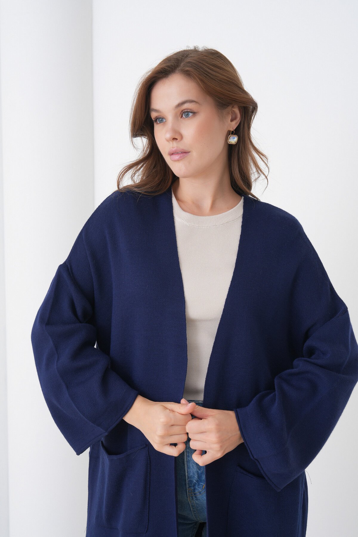 Kadın Tesettüre Uygun Maxi Boy Uzun Kol Cepli Spor Şık Triko Ceket