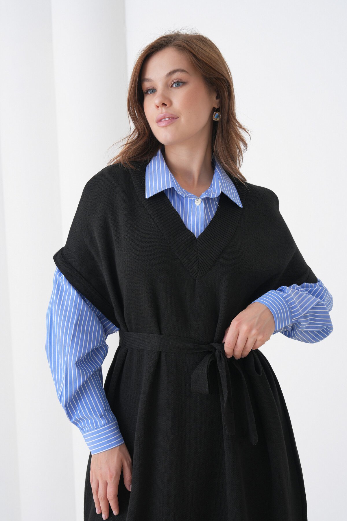 Kadın Uzun Kol Gömlek Yaka İçi Gömlekli Triko Kuşaklı Triko Spor Şık Elbise