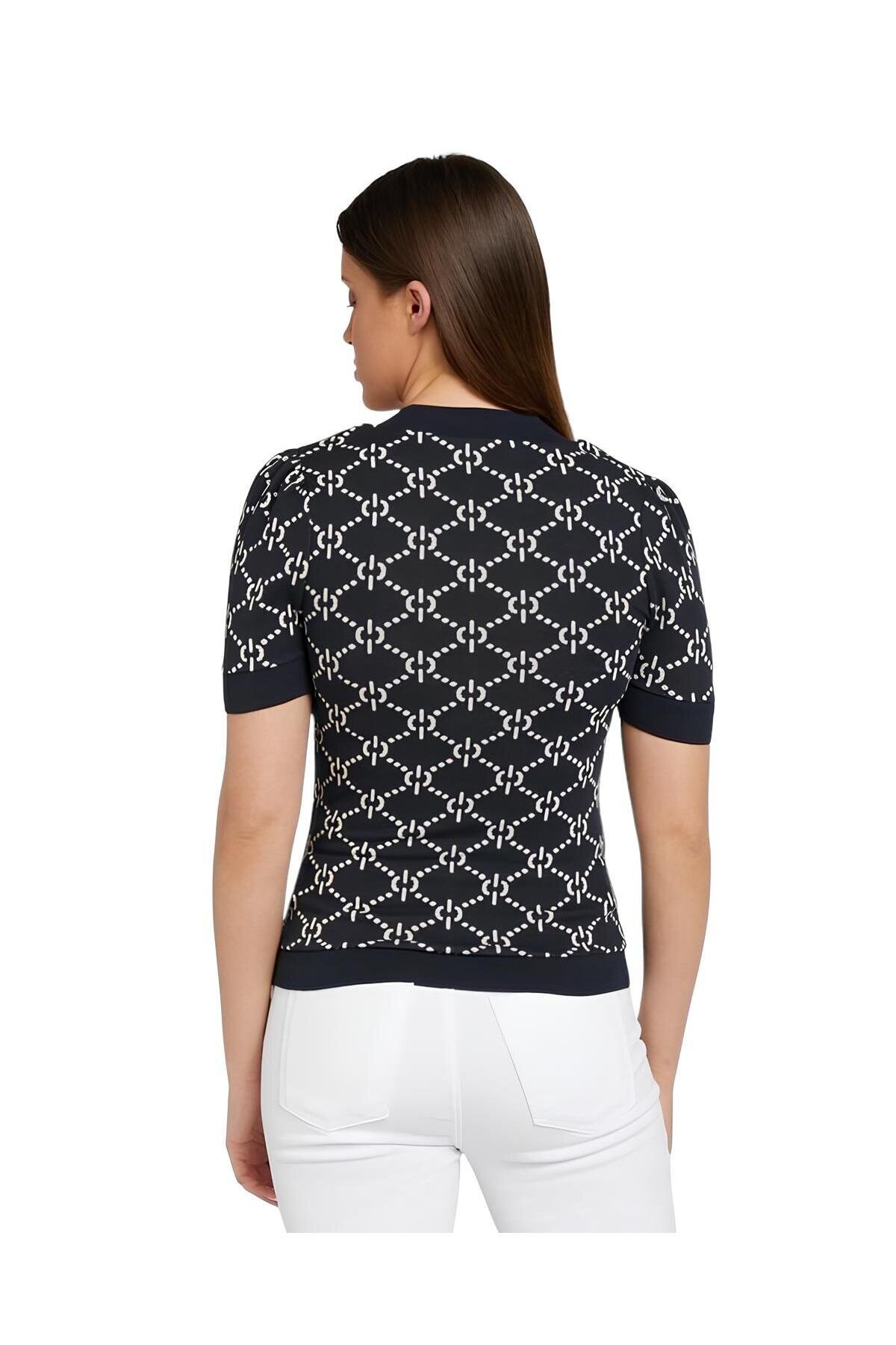 Kadın V Yaka Desenli Yarım Kol Triko Süveter Bluz