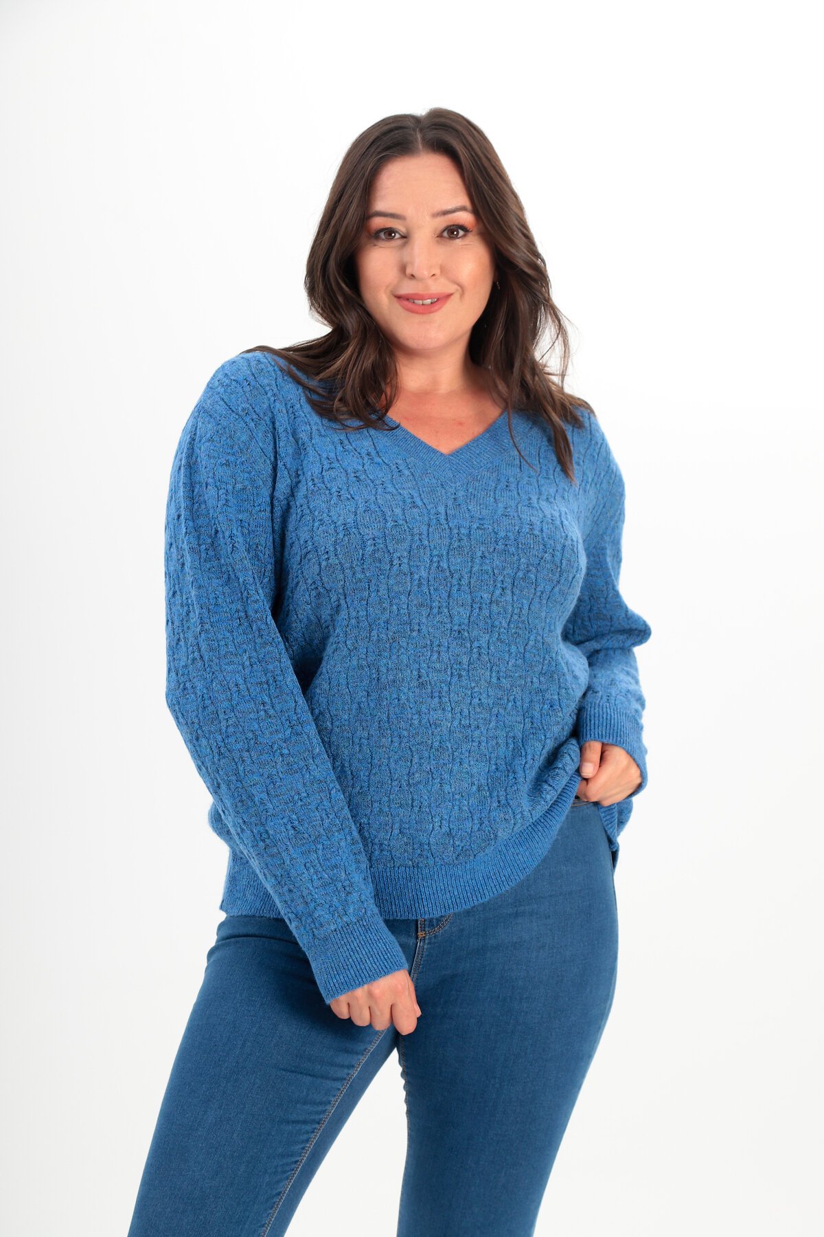 Kadın V Yaka Dokulu Büyük Beden Uzun Kol Rahat Kalıp Curve Spor Şık Kışlık Kazak