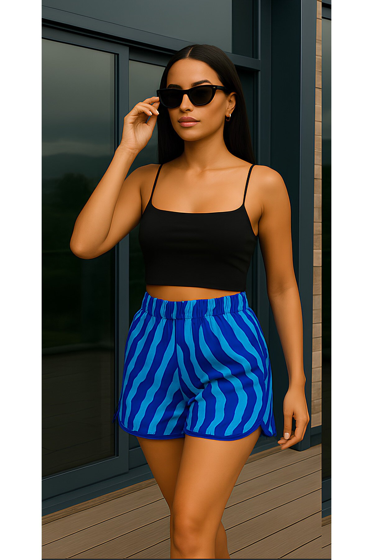 Kadın Yüksek Bel Beli Lastikli Desenli Etek Görünümlü Spor Şık Şort