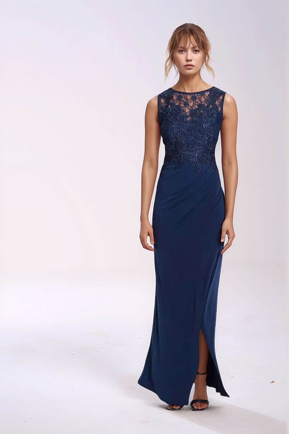 Kadın Bisiklet Dantel Yaka Sırtı Büzgülü Maxi Boy Şık Abiye Gece Elbisesi