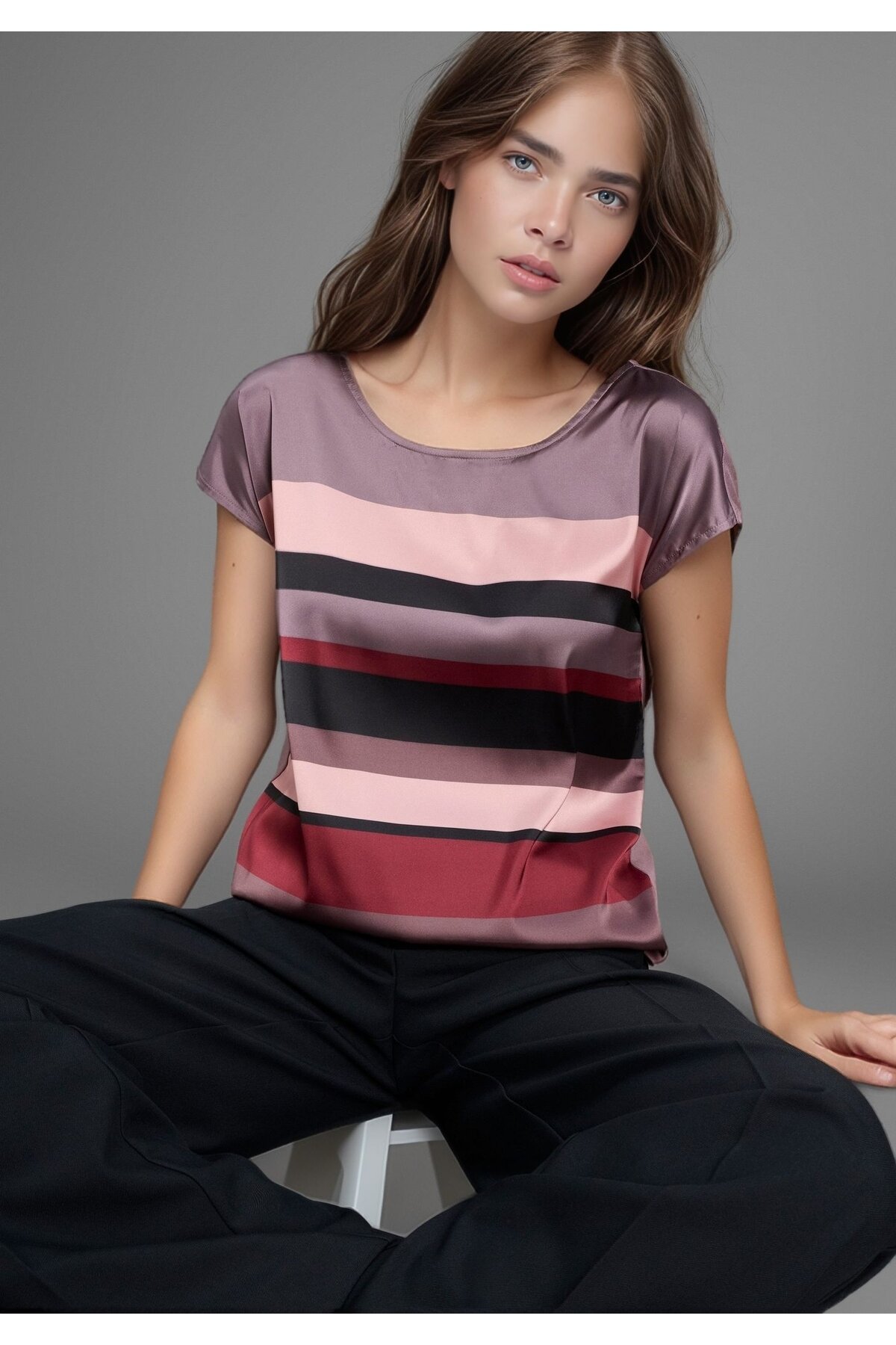 Kadın Bisiklet Yaka Saten Viskon Kısa Kol Spor Şık Çizgili Bluz