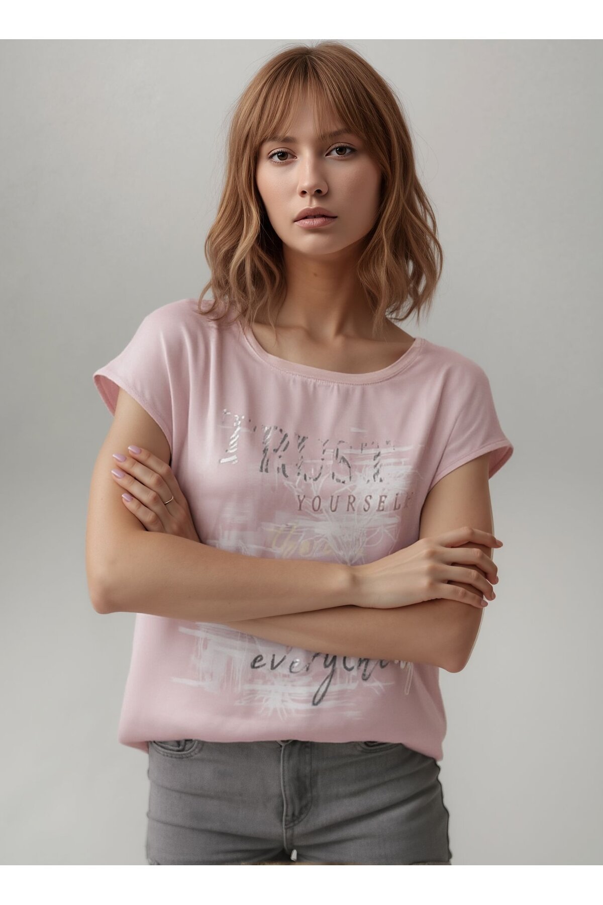 Kadın Bisiklet Yaka Saten Viskon Kısa Kol Spor Şık Desenli Bluz