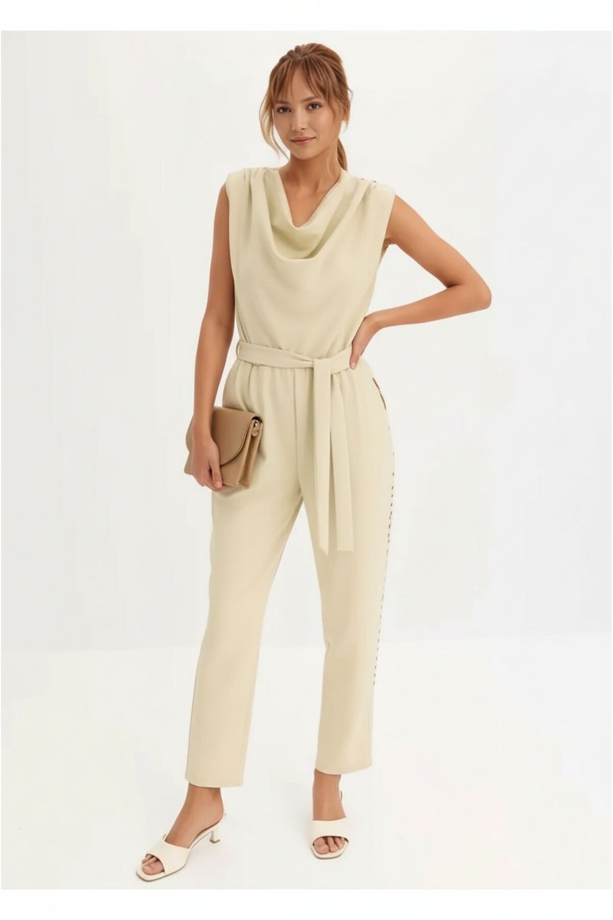 Kadın Degaje Yaka Kolsuz Pantolon Bluz Görünümlü Spor Şık Büyük Beden Curve Kuşaklı Tulum