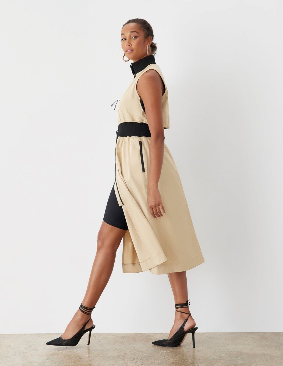 Kadın Dik Yaka Önü Fermuarlı Yırtmaçlı Baharlık Yazlık Beli Lastikli Şık Ceket Elbise