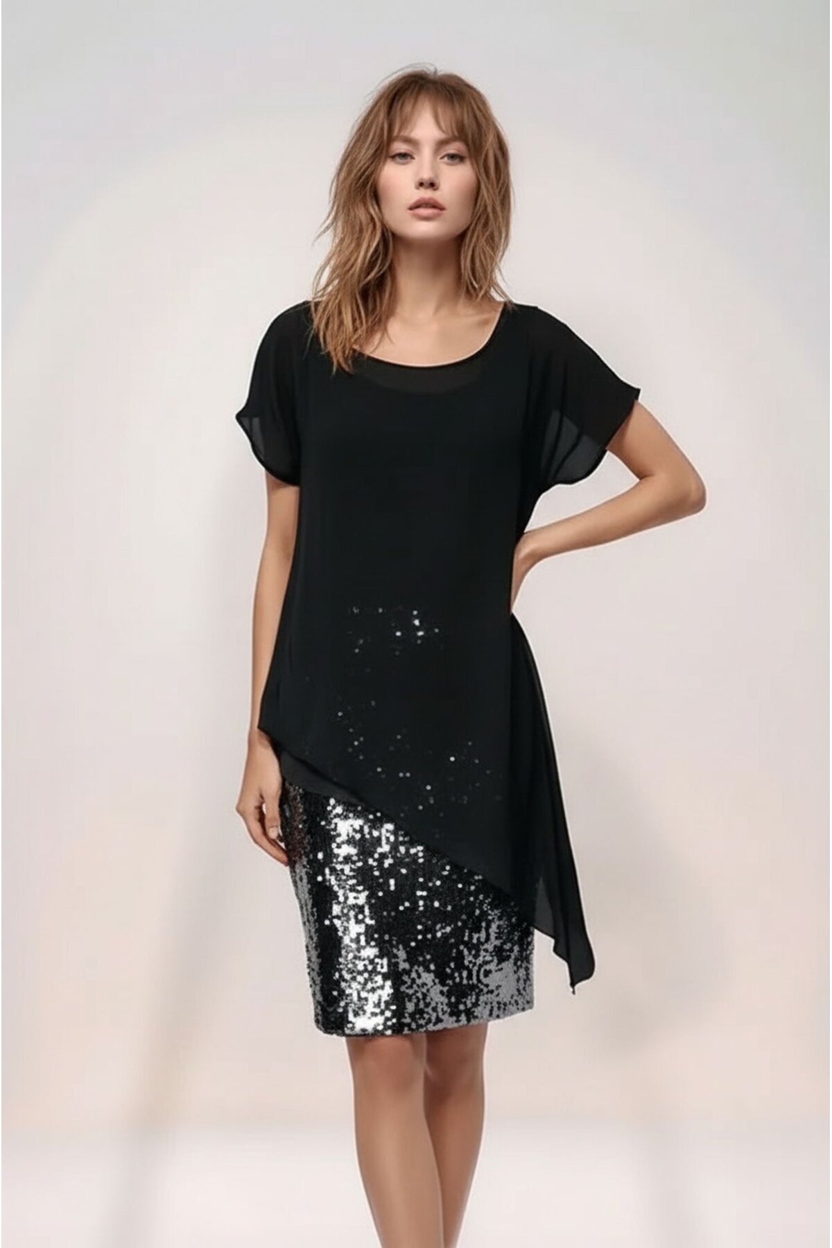 Kadın Eteği Pullu Üstü Şal Şifon Yakalı Şık Büyük Beden Yarım Kol Gece Abiye Elbise