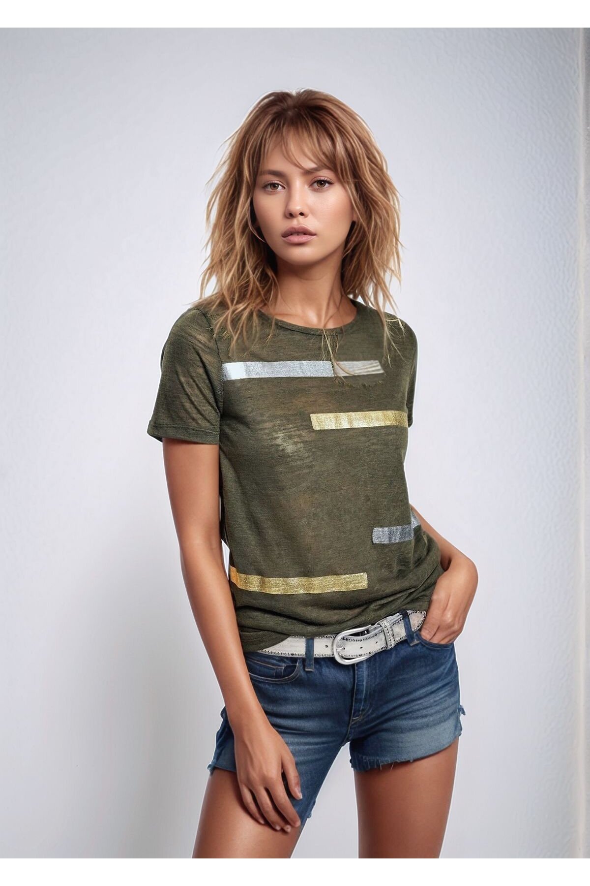 Kadın Gold Çizgi Desenli Haki Causal Spor Şık Curve Tshirt Bluz