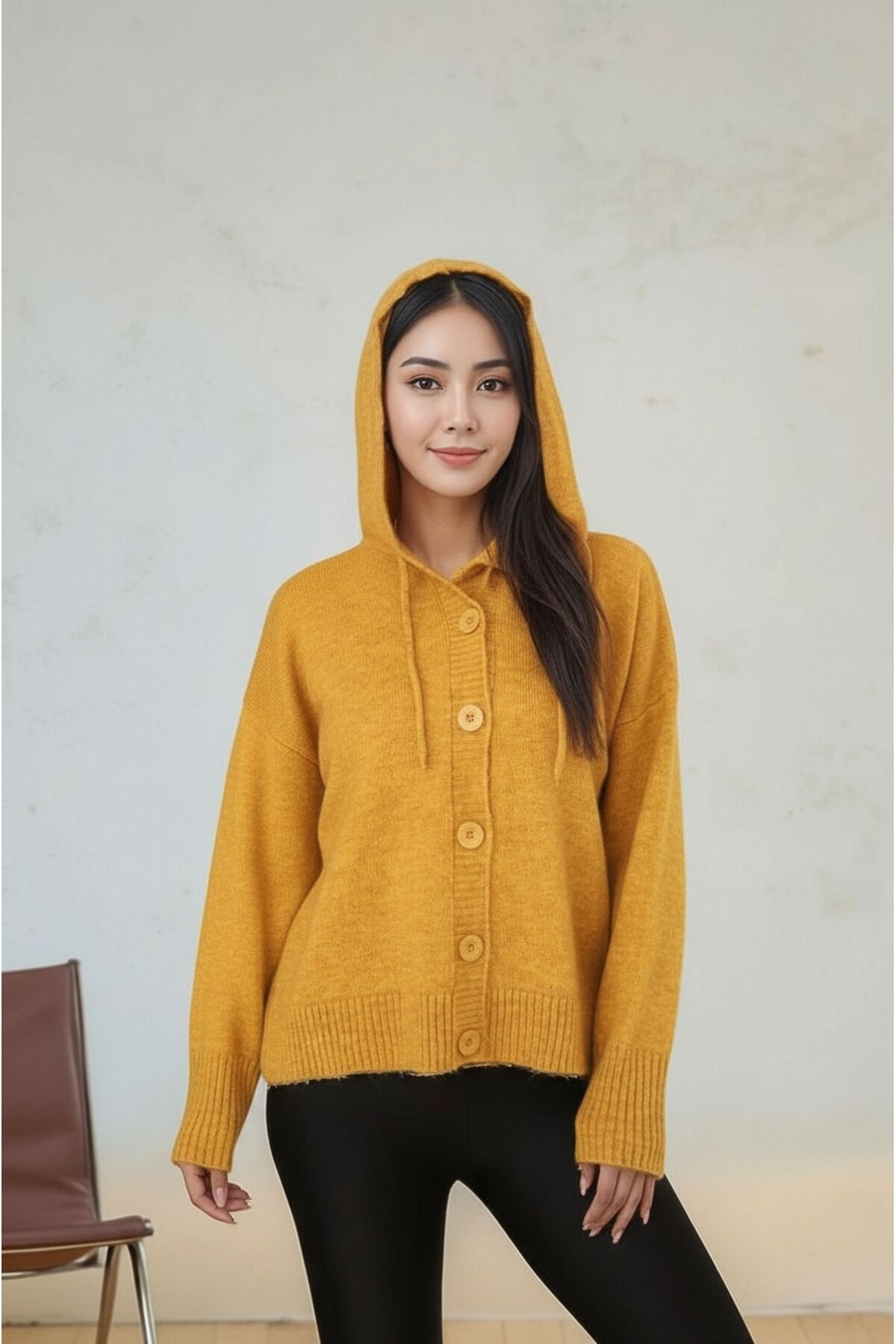 Kadın Kapüşonlu Önden Düğmeli Yumoş Triko Spor Şık Tesettüre Uygun Kışlık Ceket