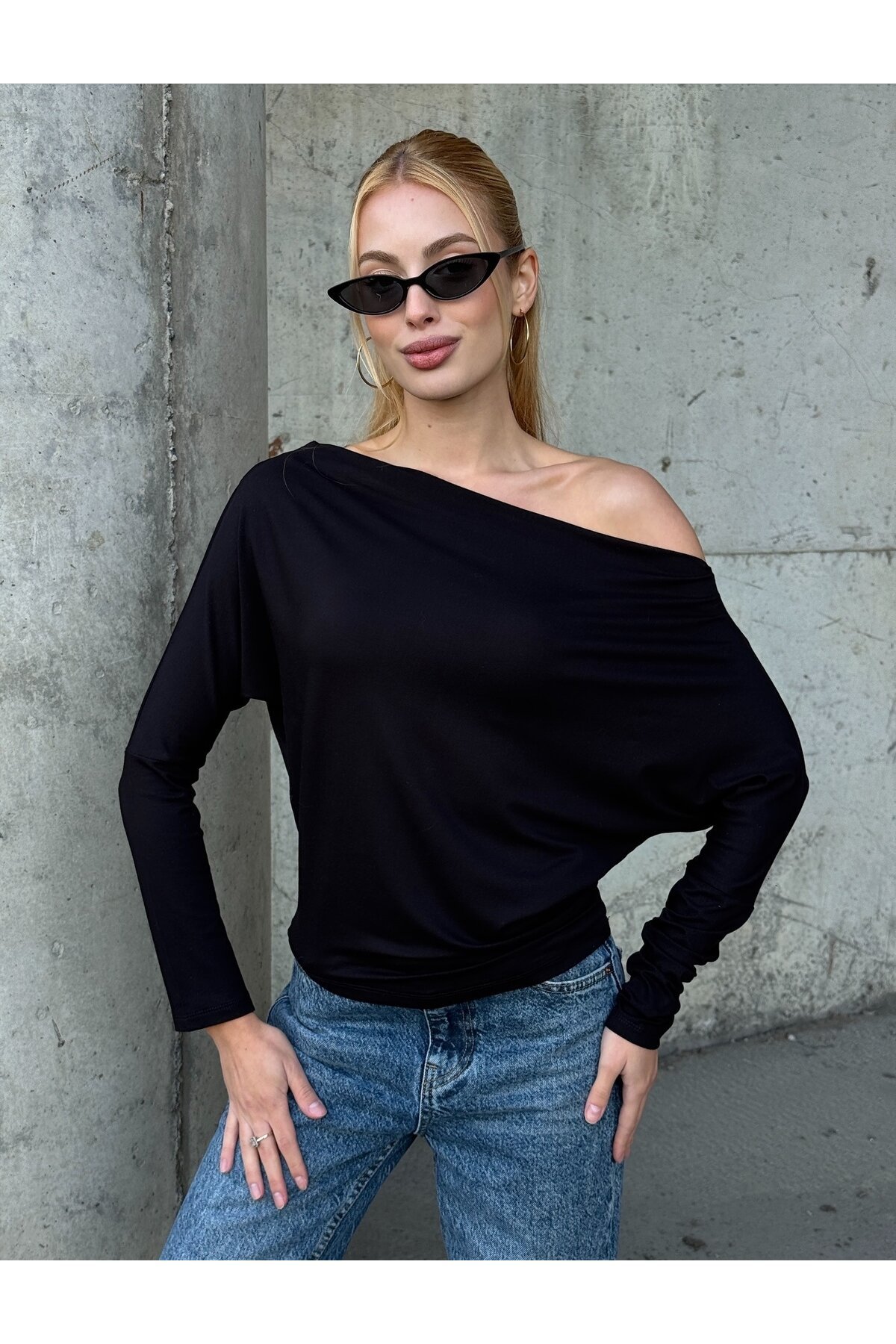 Kadın Kayık Yaka Full Esnek Asimetrik Kesim Comfort Spor Şık Tasarım Yumoş Bluz