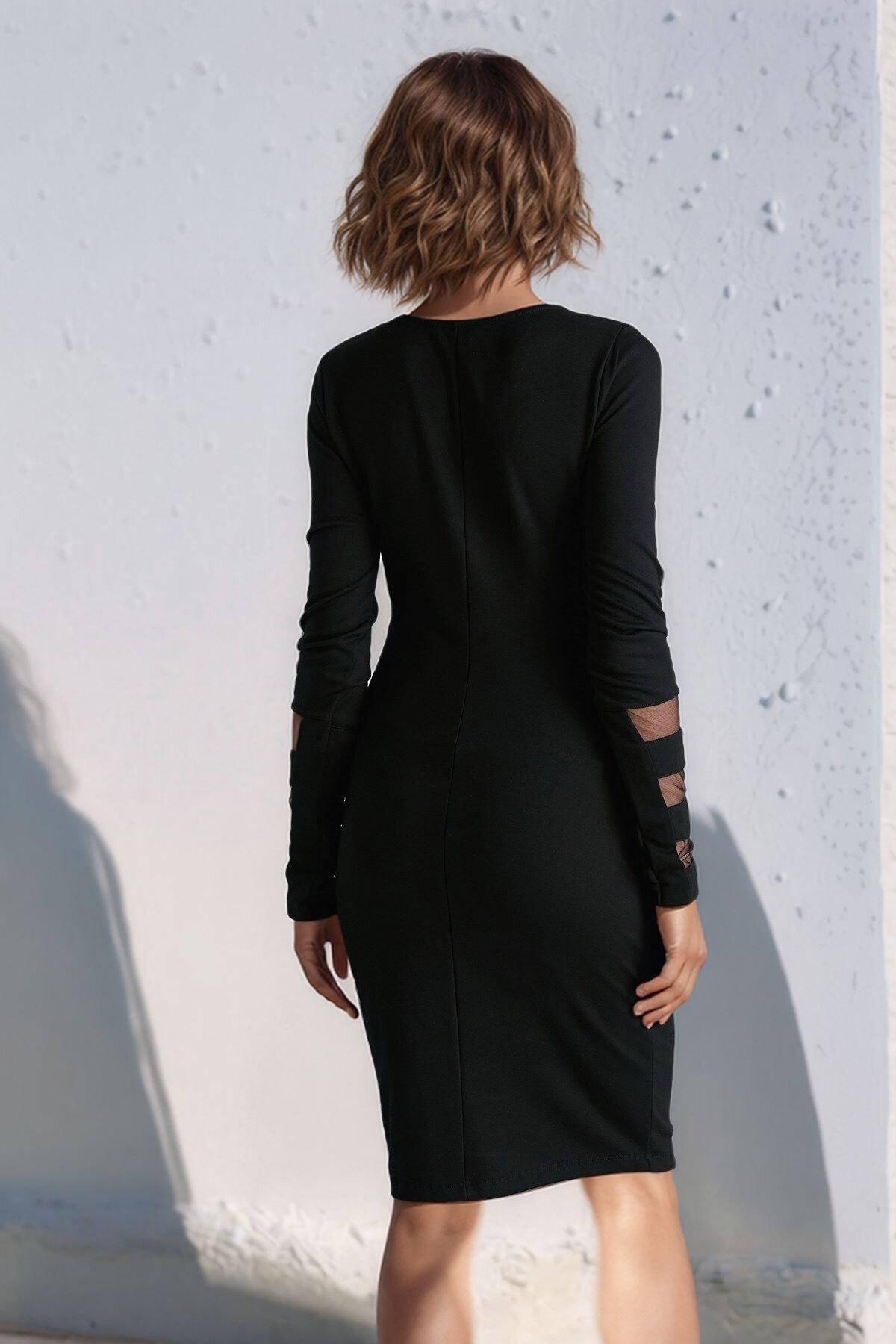 Kadın Kolları Ve Yakası Tasarım Tül Detaylı Uzun Kol Kışlık Şık Elbise