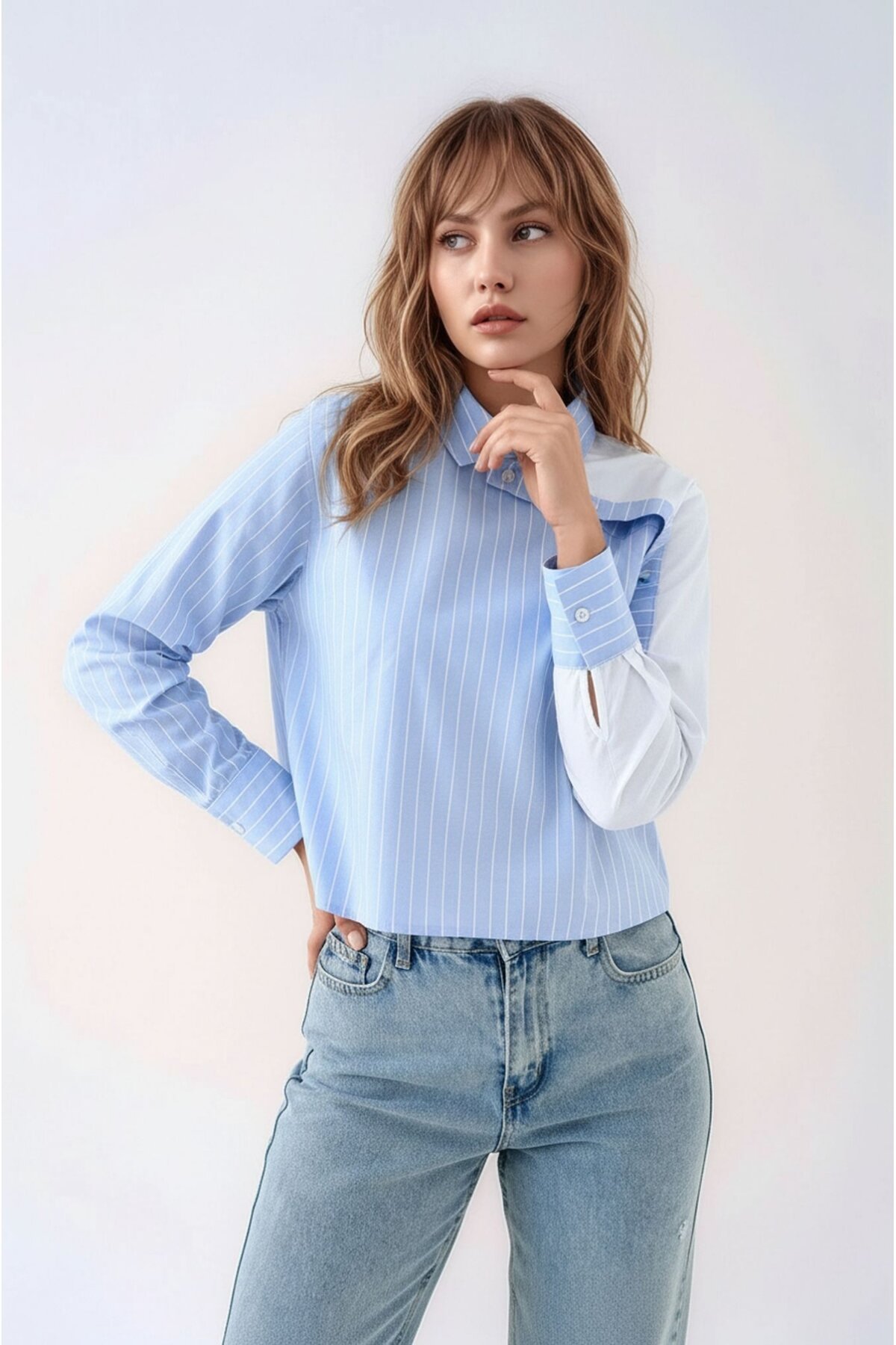 Kadın Özel Tasarım Yaka Koldan Düğmeli Çift Renk Crop Boy Bluz Kısa Gömlek