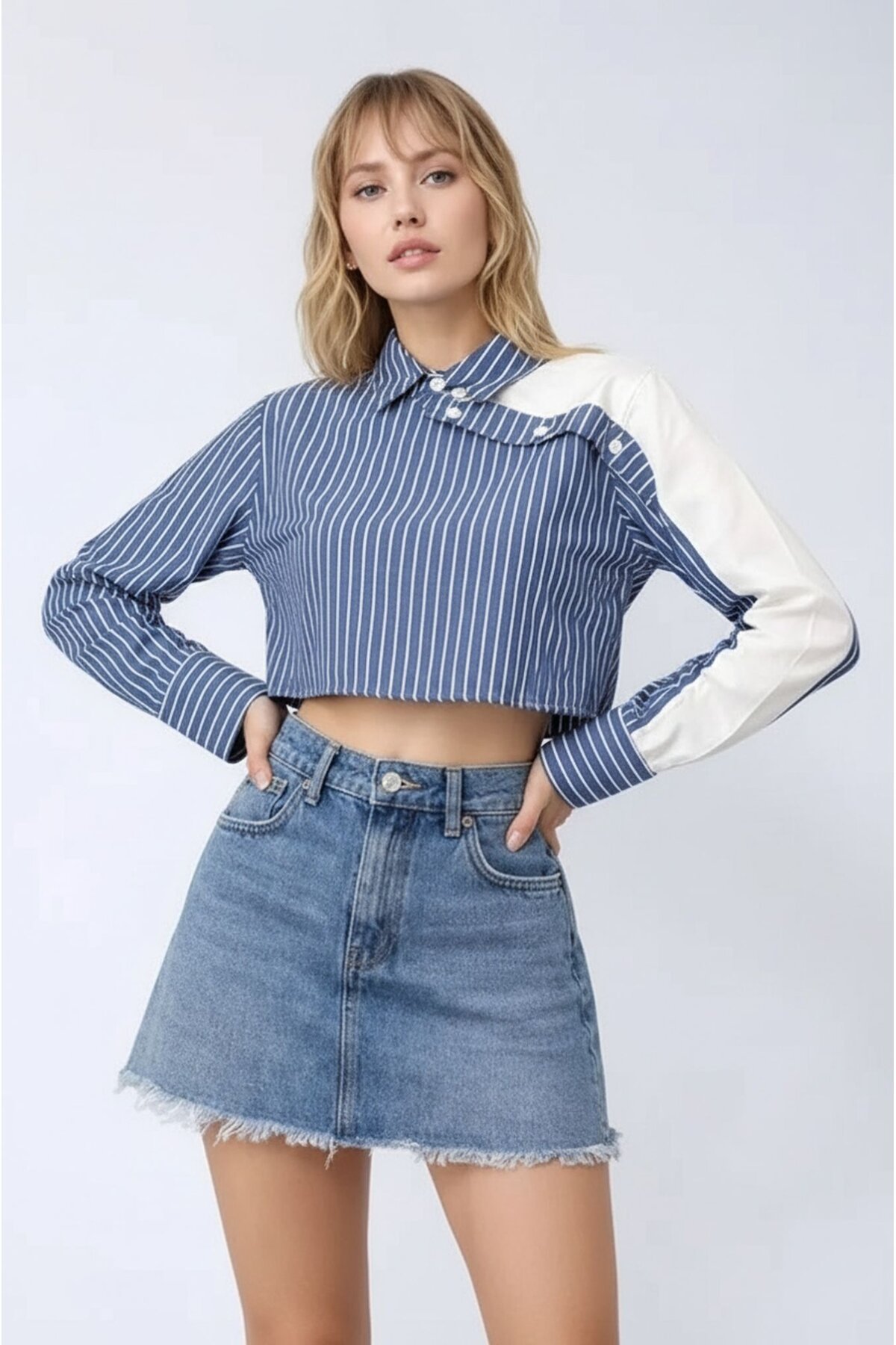 Kadın Özel Tasarım Yaka Koldan Düğmeli Çift Renk Crop Boy Bluz Kısa Gömlek